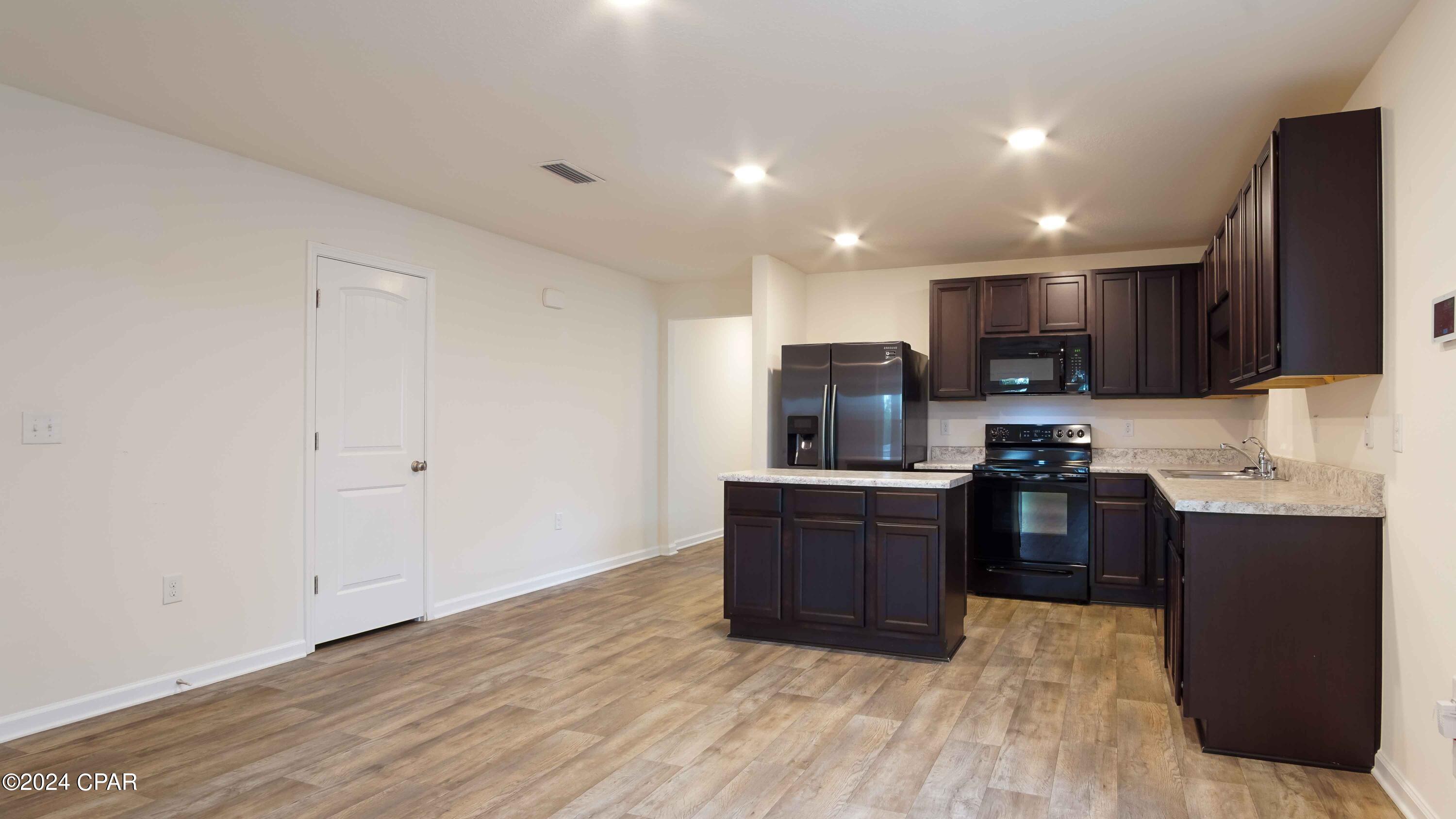 Fanning Bayou - Residential