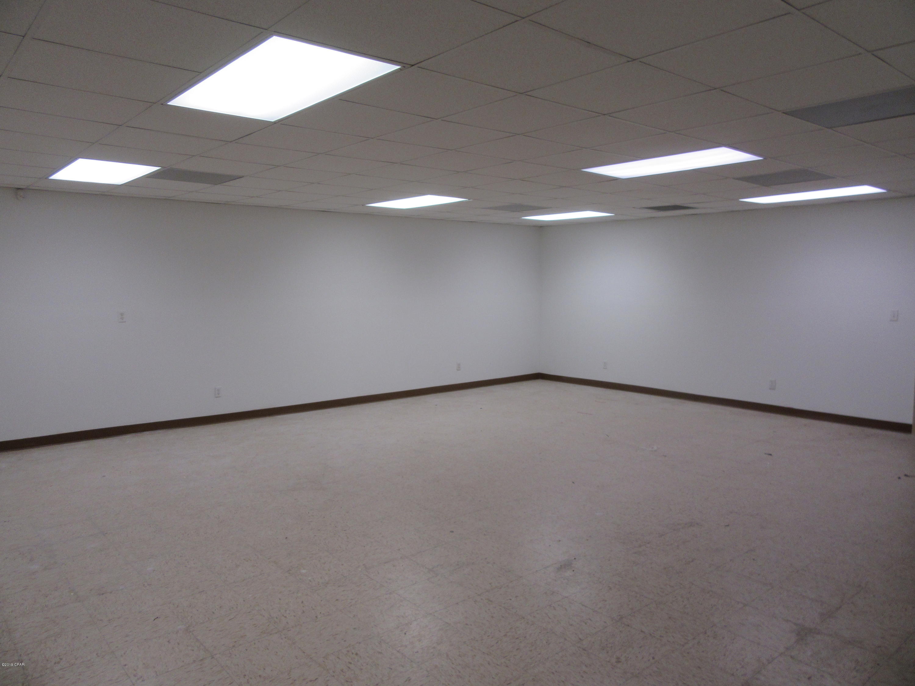 Derby Woods - Commercial Lease