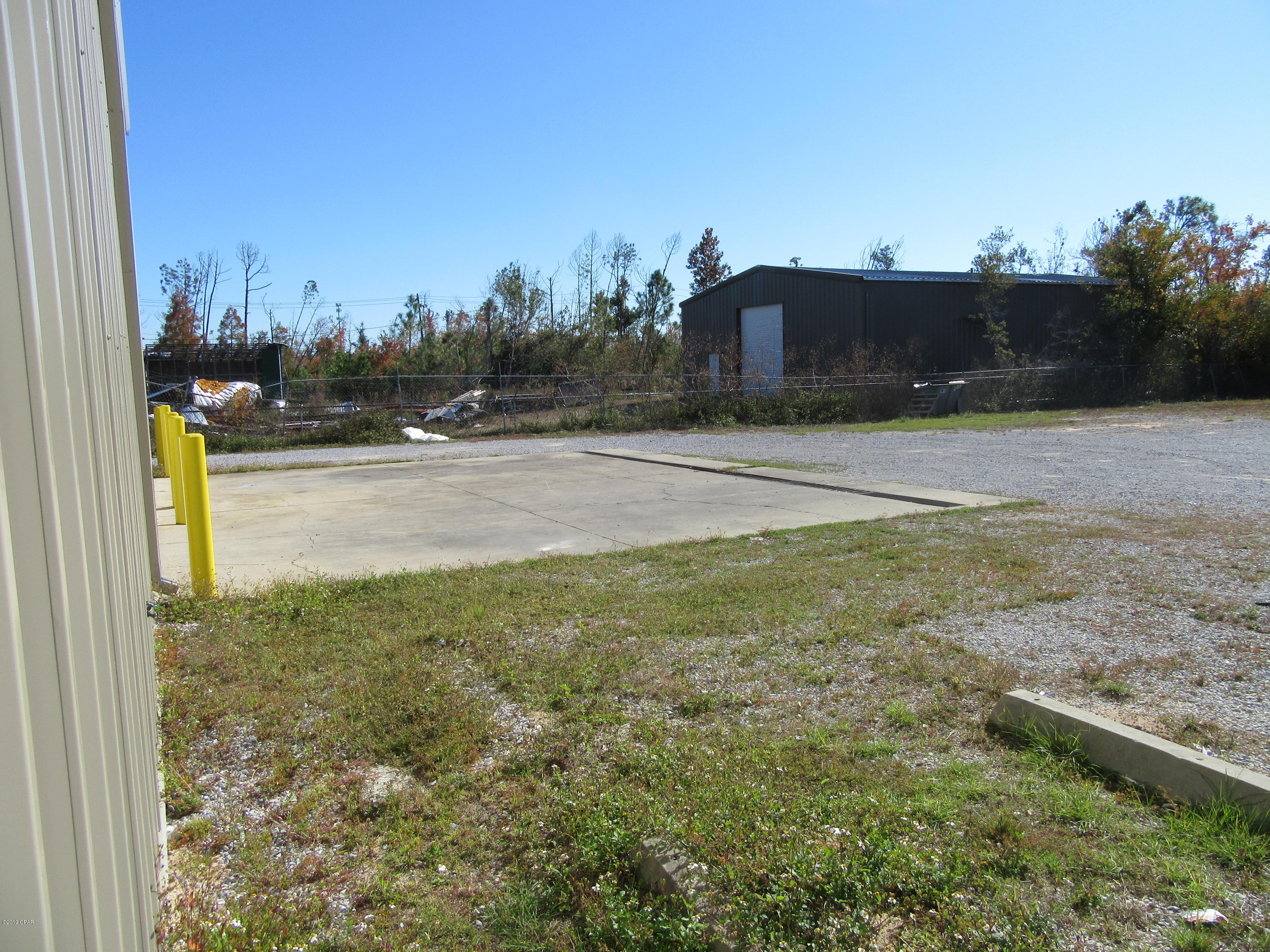 Derby Woods - Commercial Lease