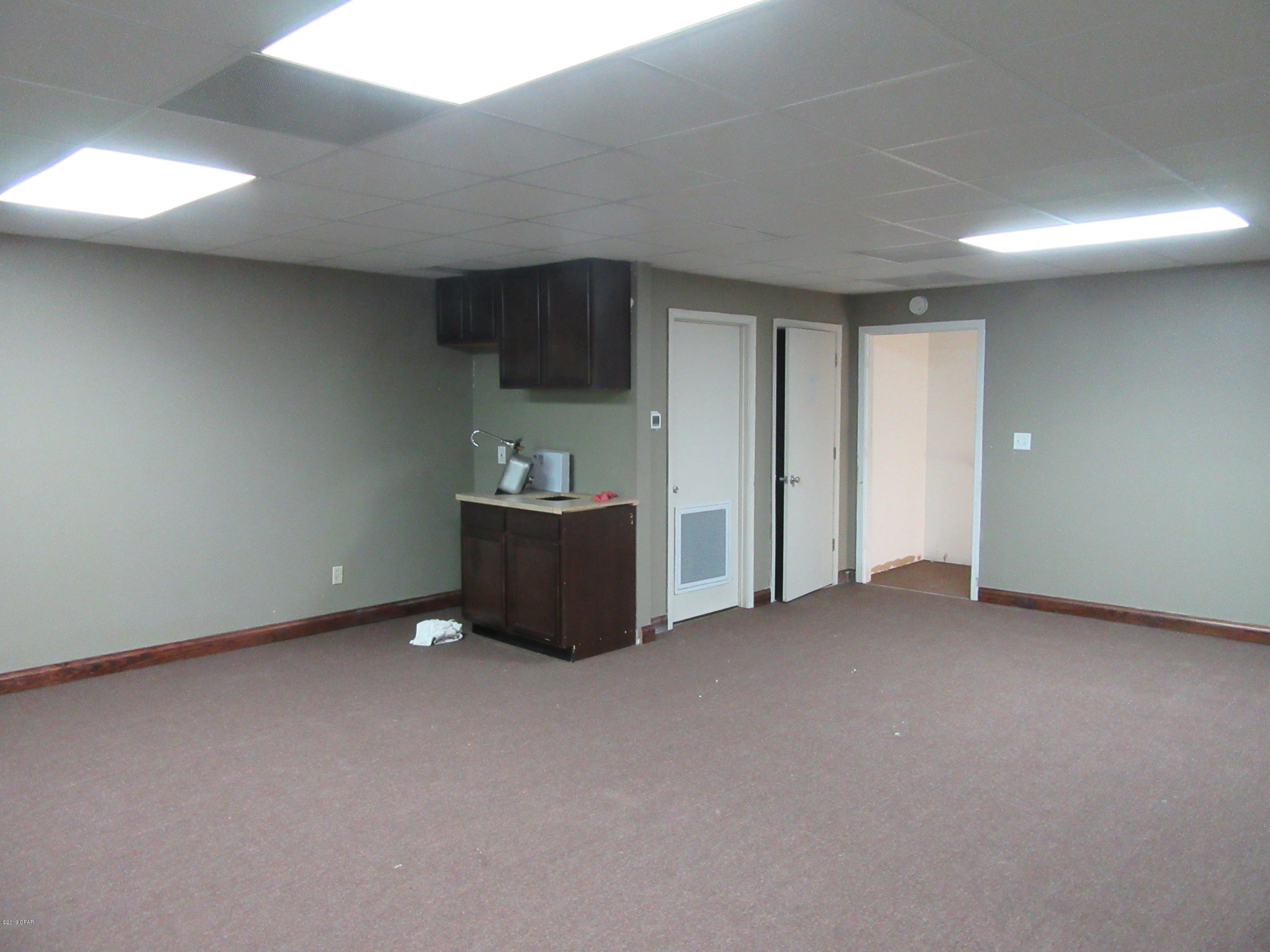 Derby Woods - Commercial Lease