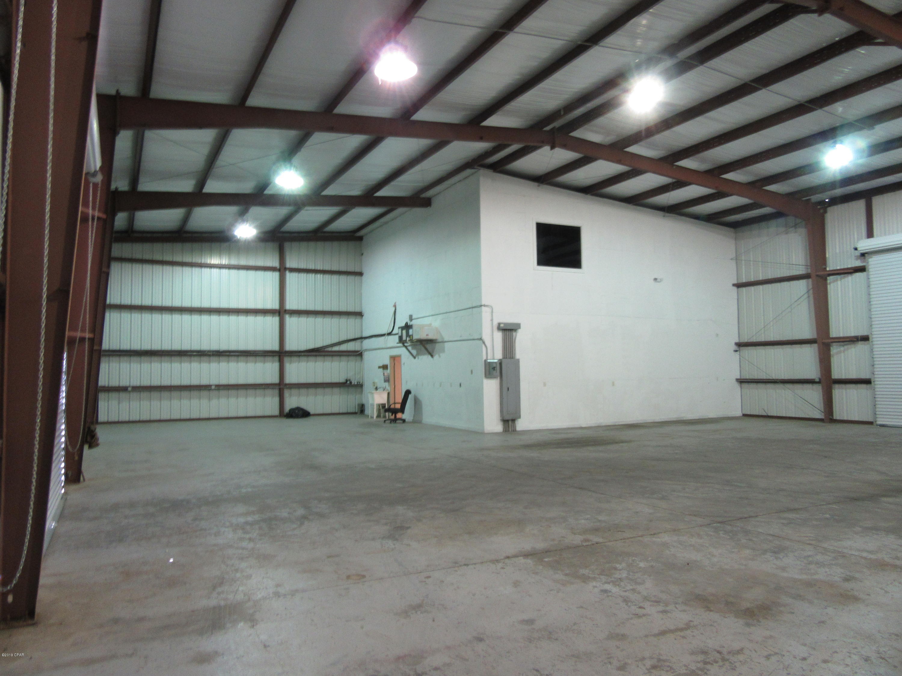 Derby Woods - Commercial Lease