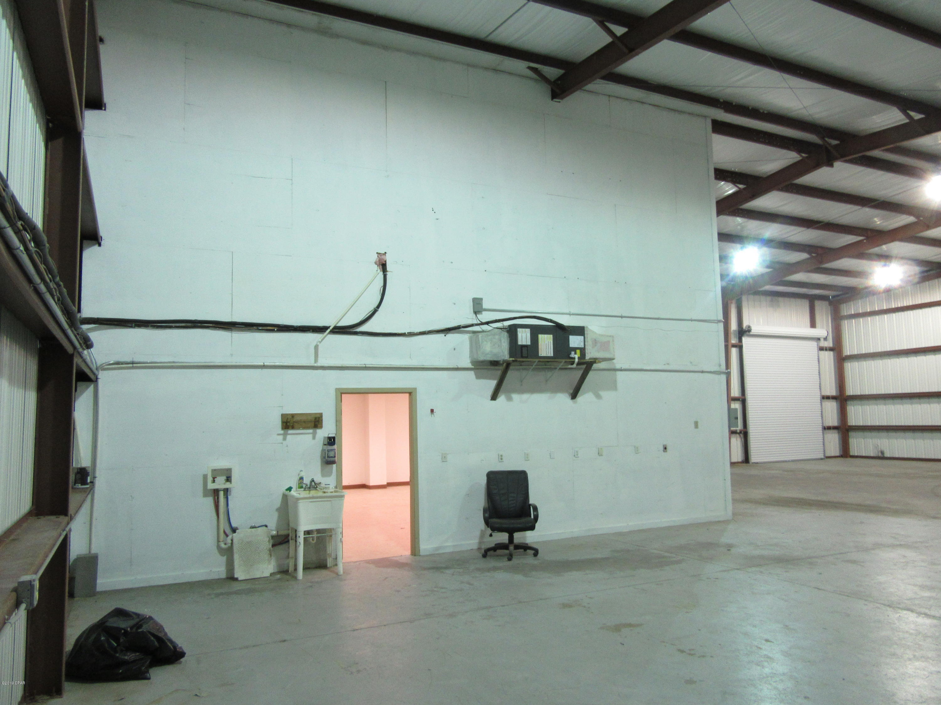 Derby Woods - Commercial Lease