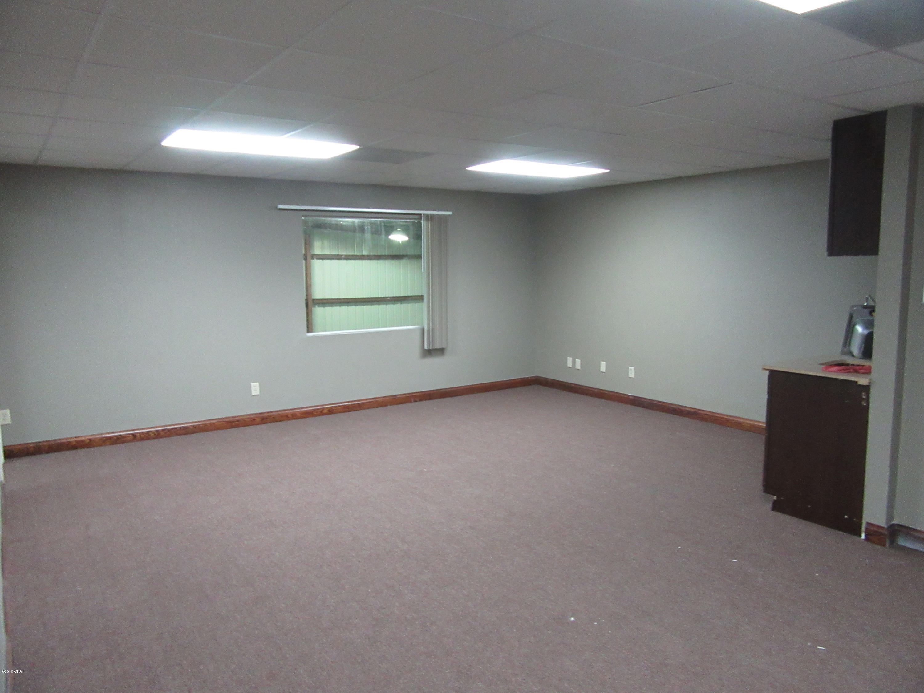 Derby Woods - Commercial Lease