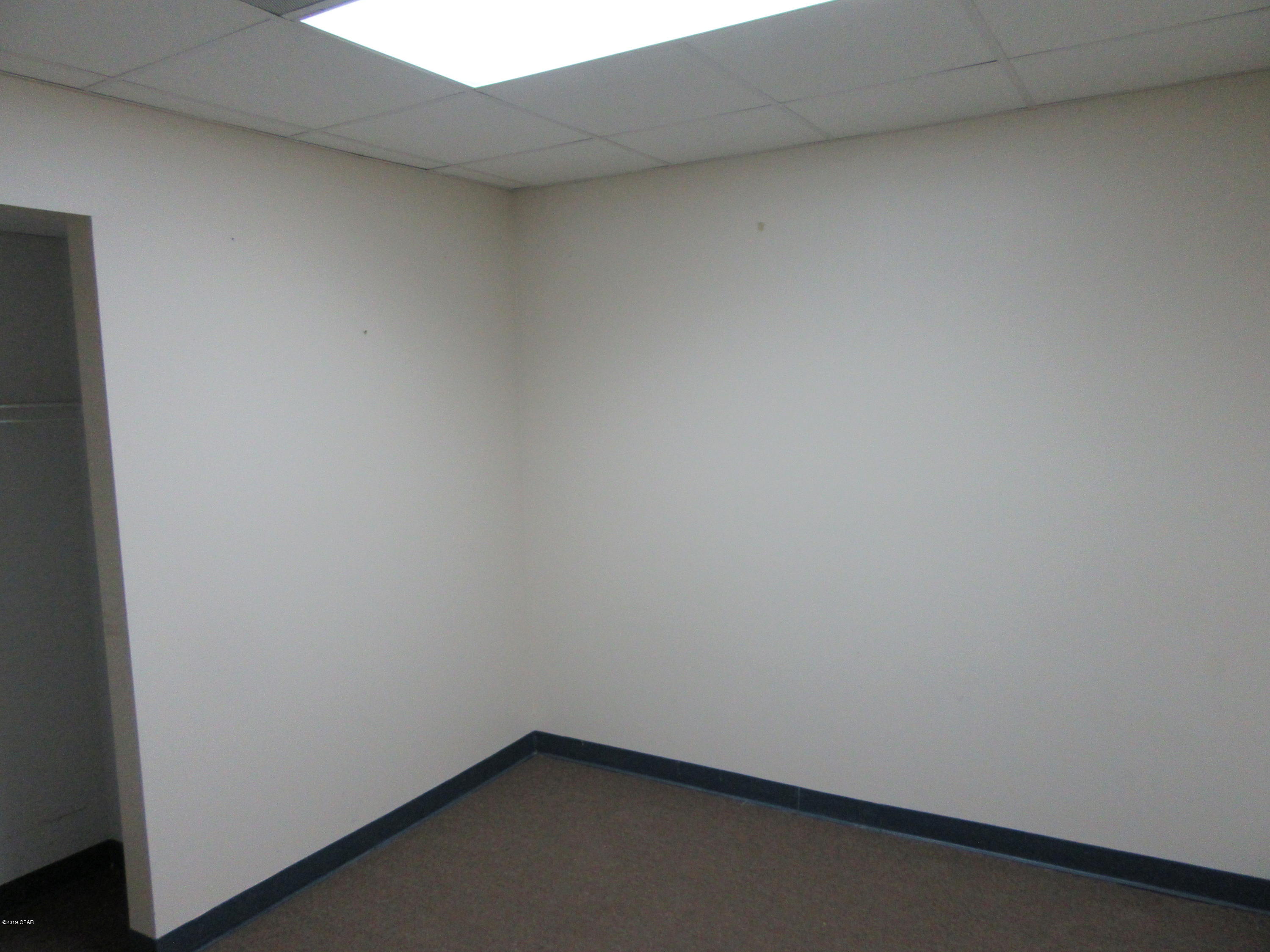 Derby Woods - Commercial Lease