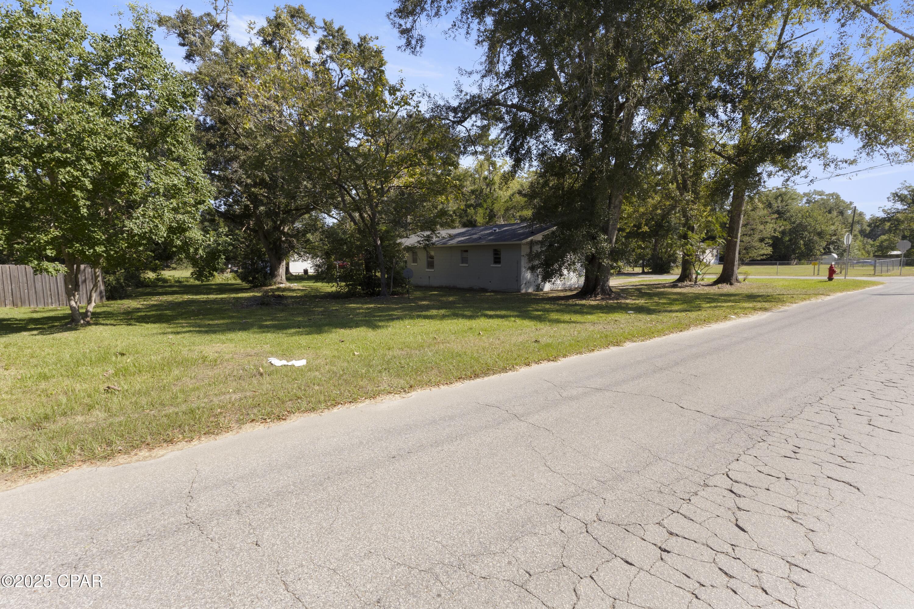 [No Recorded Subdiv] - Residential