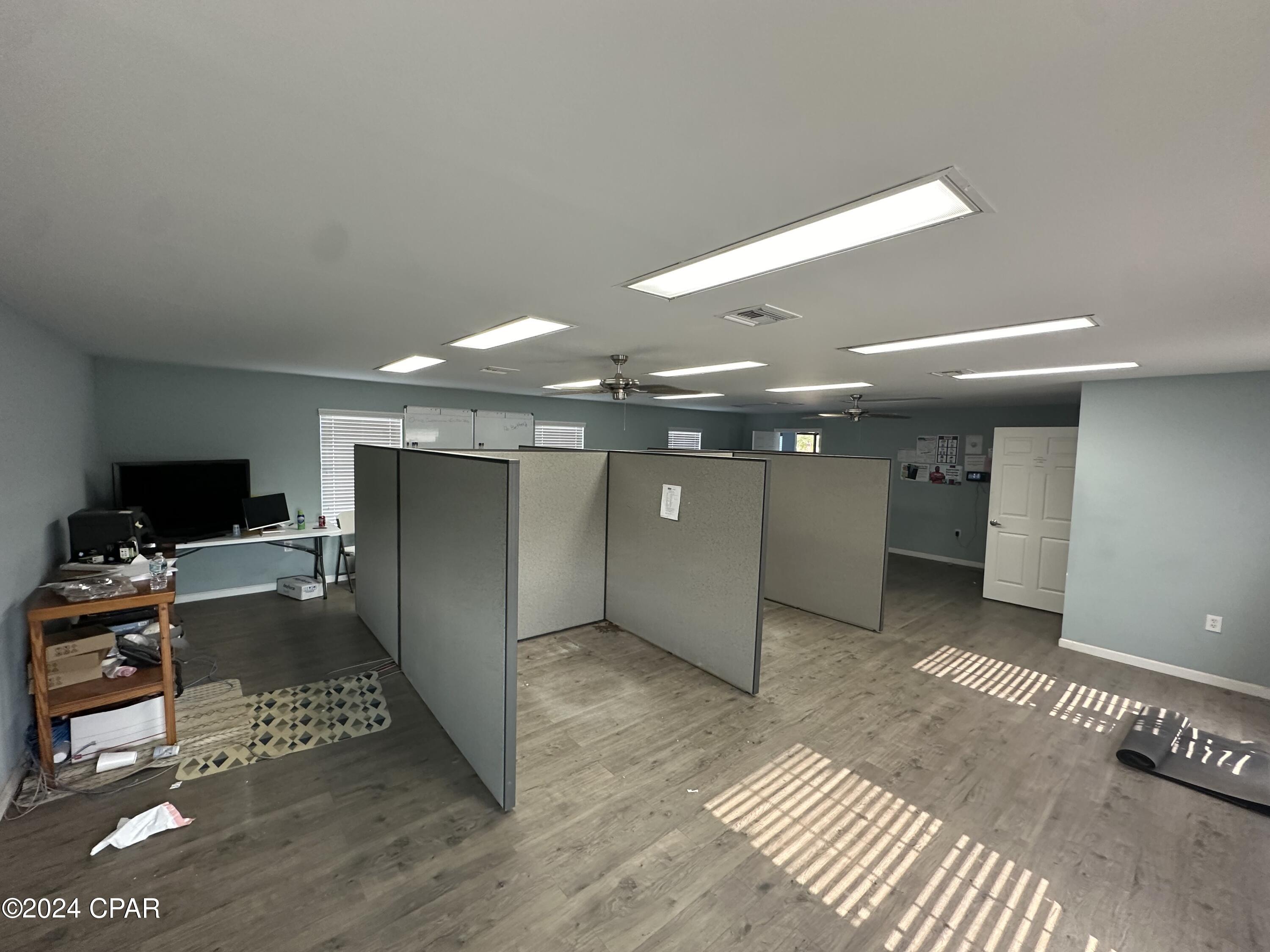 No Named Subdivision - Commercial Lease