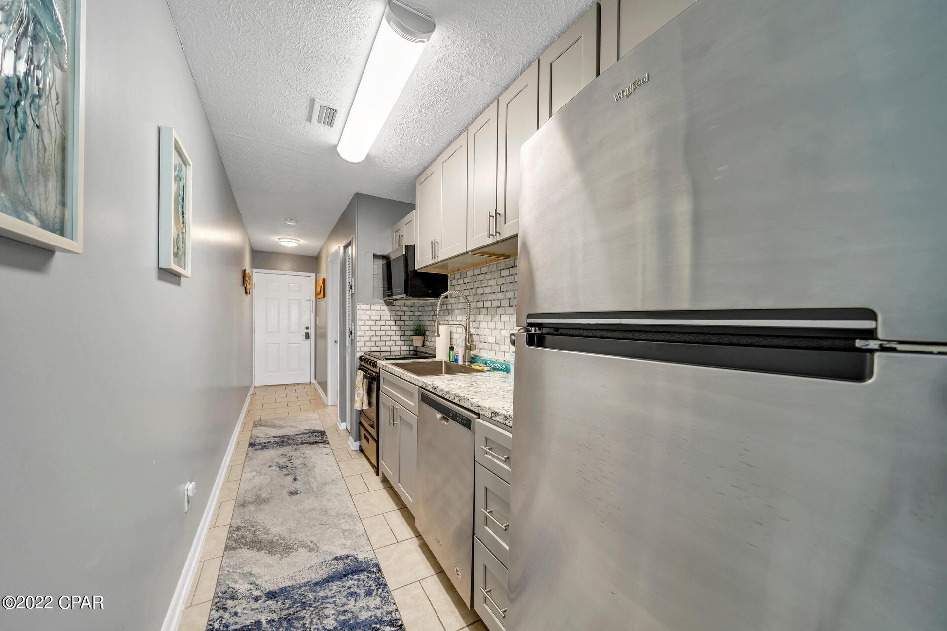 Lullwater Beach - Residential