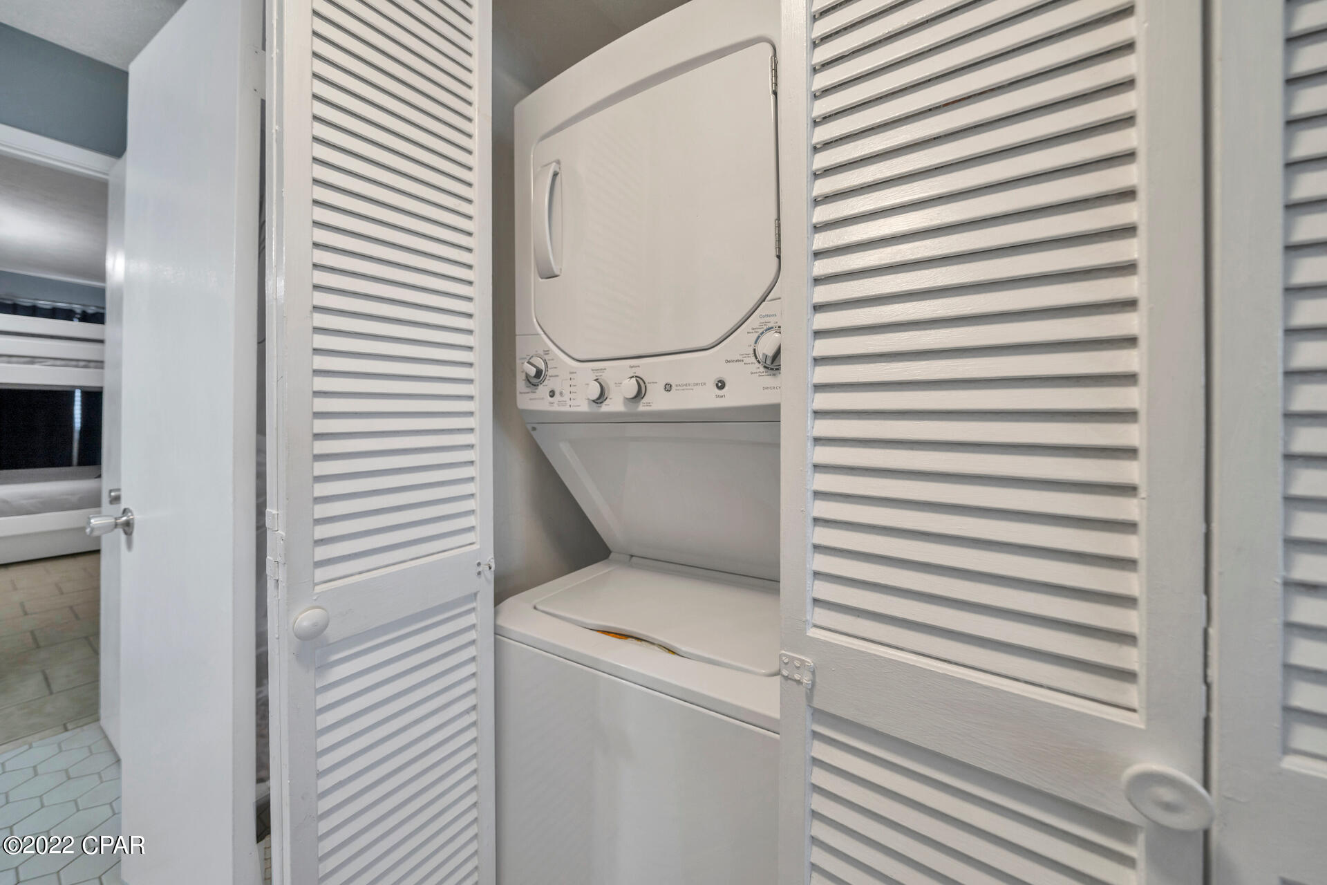 Lullwater Beach - Residential