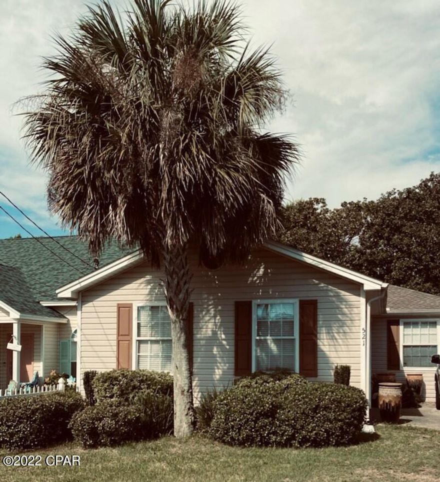 CURRENTLY UNDER CONTRACT,SELLER WILL CONSIDER BACKUP OFFERS ...Great 2 Bedroom 2 Full Bath Home in Bahama Beach .Just 4 Short Blocks to  Public Beach Access. Home has open  Floor Plan .The Kitchen ,Dining Room and Den great For Entertaining Family and Friends . Roof replaced in 2019 .Skylights for Lots of Natural Light . Sliding Doors Open to the Covered Screen Porch. Custom Floors, with Zero Maintenance Floors Continue into the 1 Car Garage with Remote .Bedrooms Have Carpet .   

 Washer/Dryer included. Rear patio is over 600 Square Feet .Think BBQ with Friends . Move In Ready .Call to see Today .