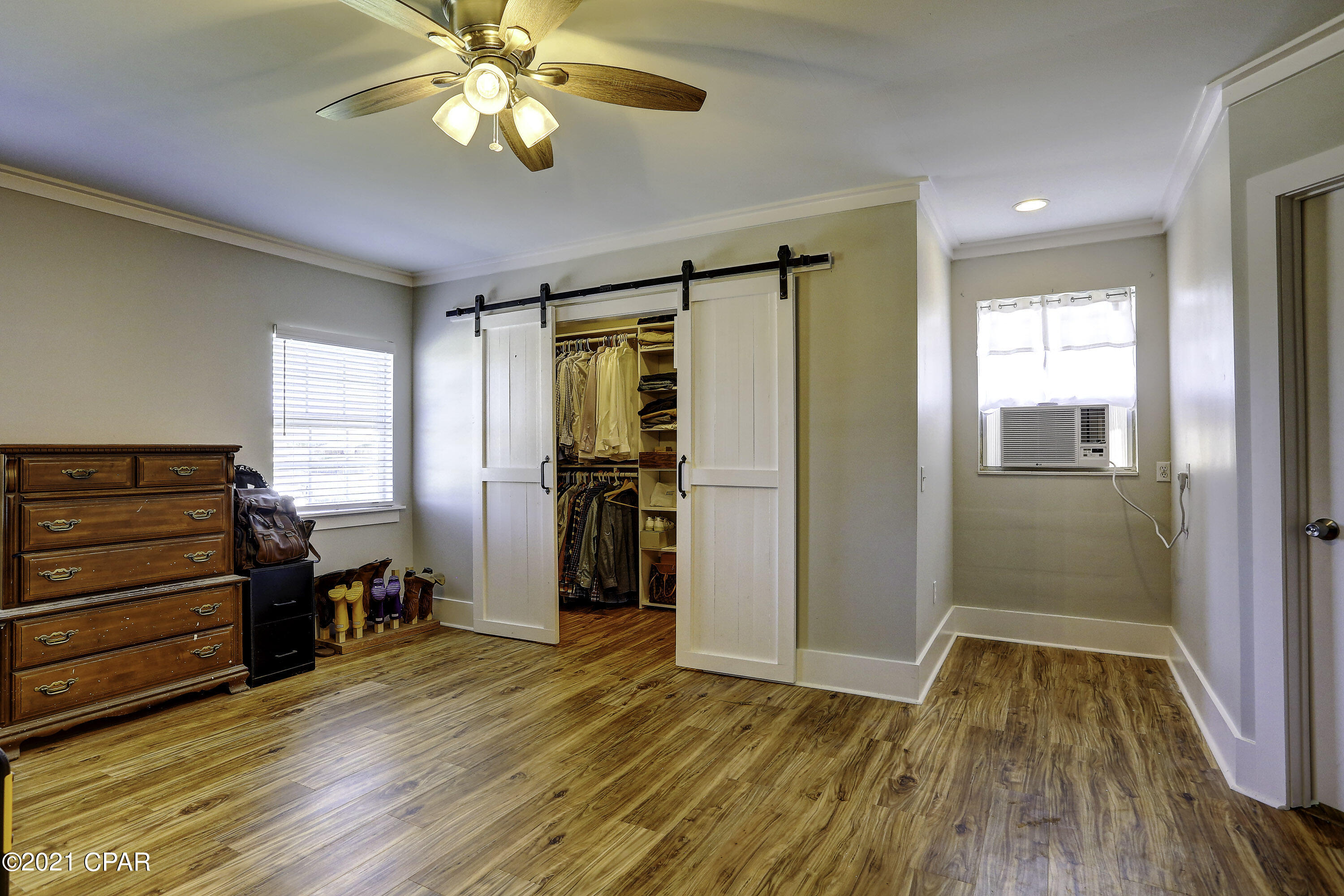 Meadowbrook Estates - Residential