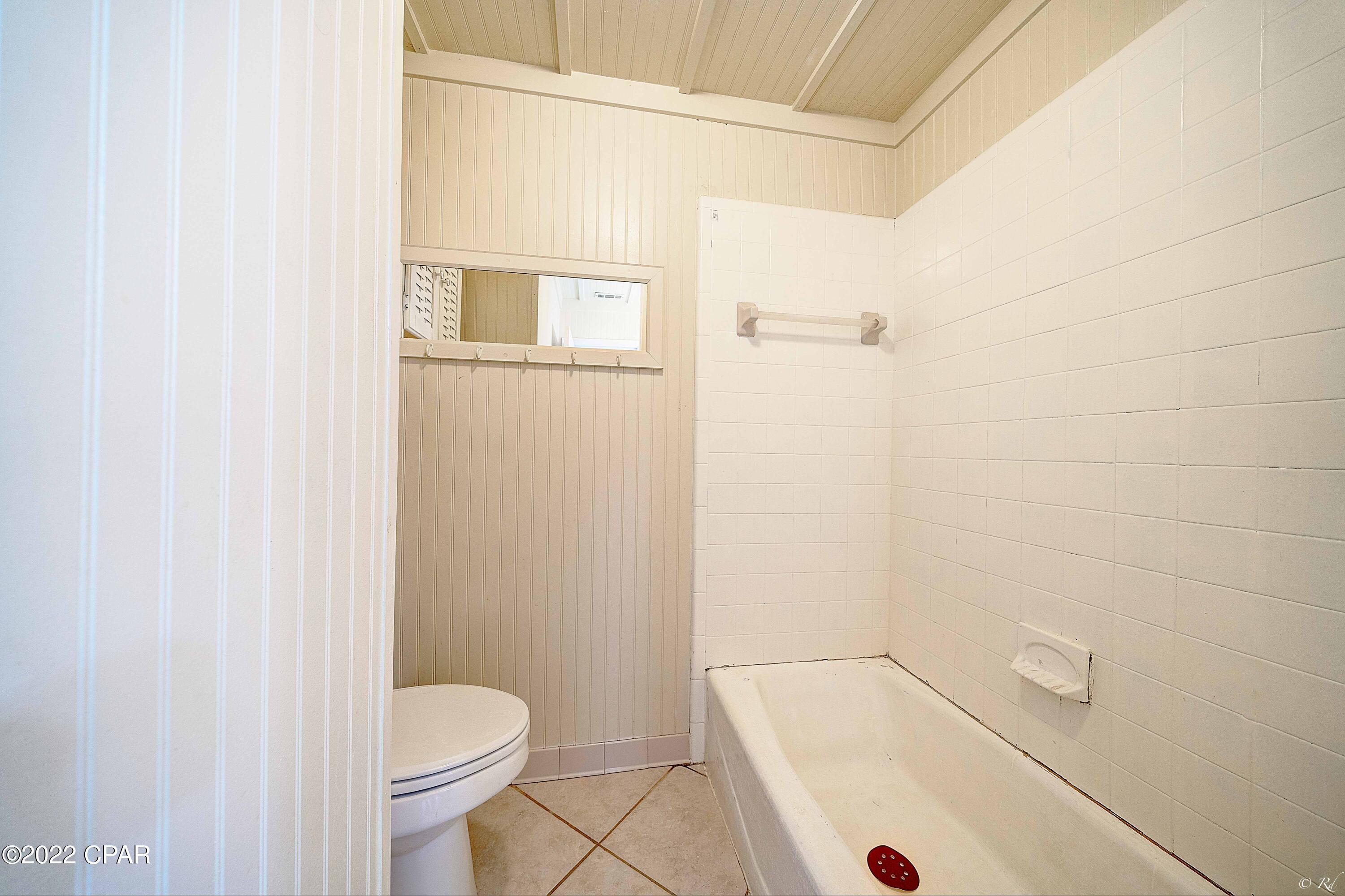 Grand Lagoon Banks - Residential