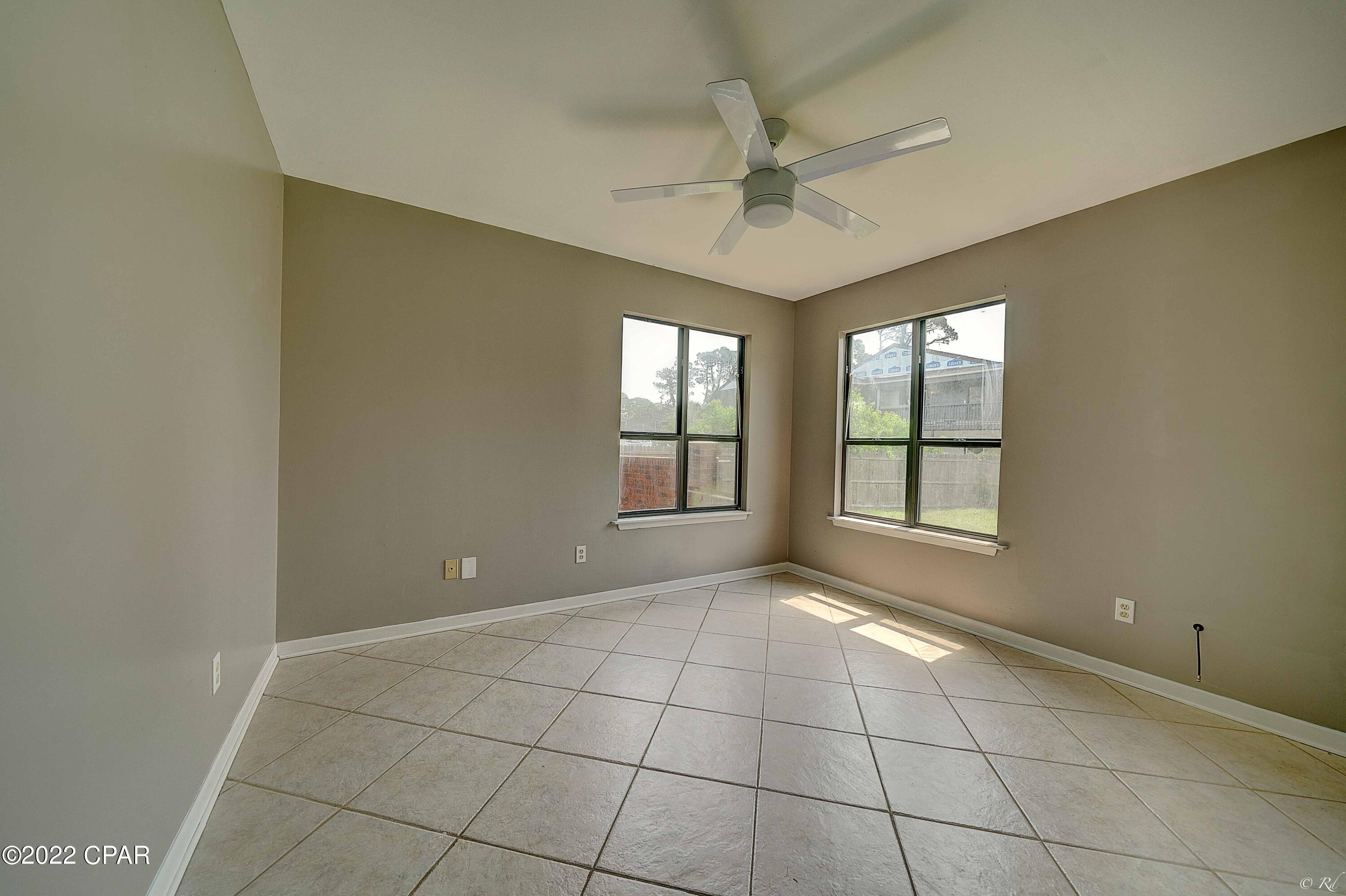 Grand Lagoon Banks - Residential