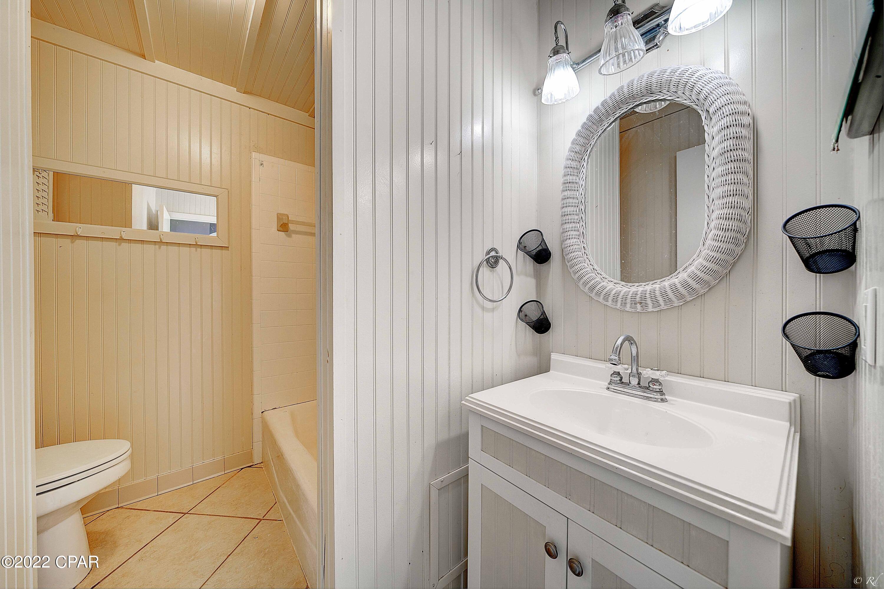 Grand Lagoon Banks - Residential