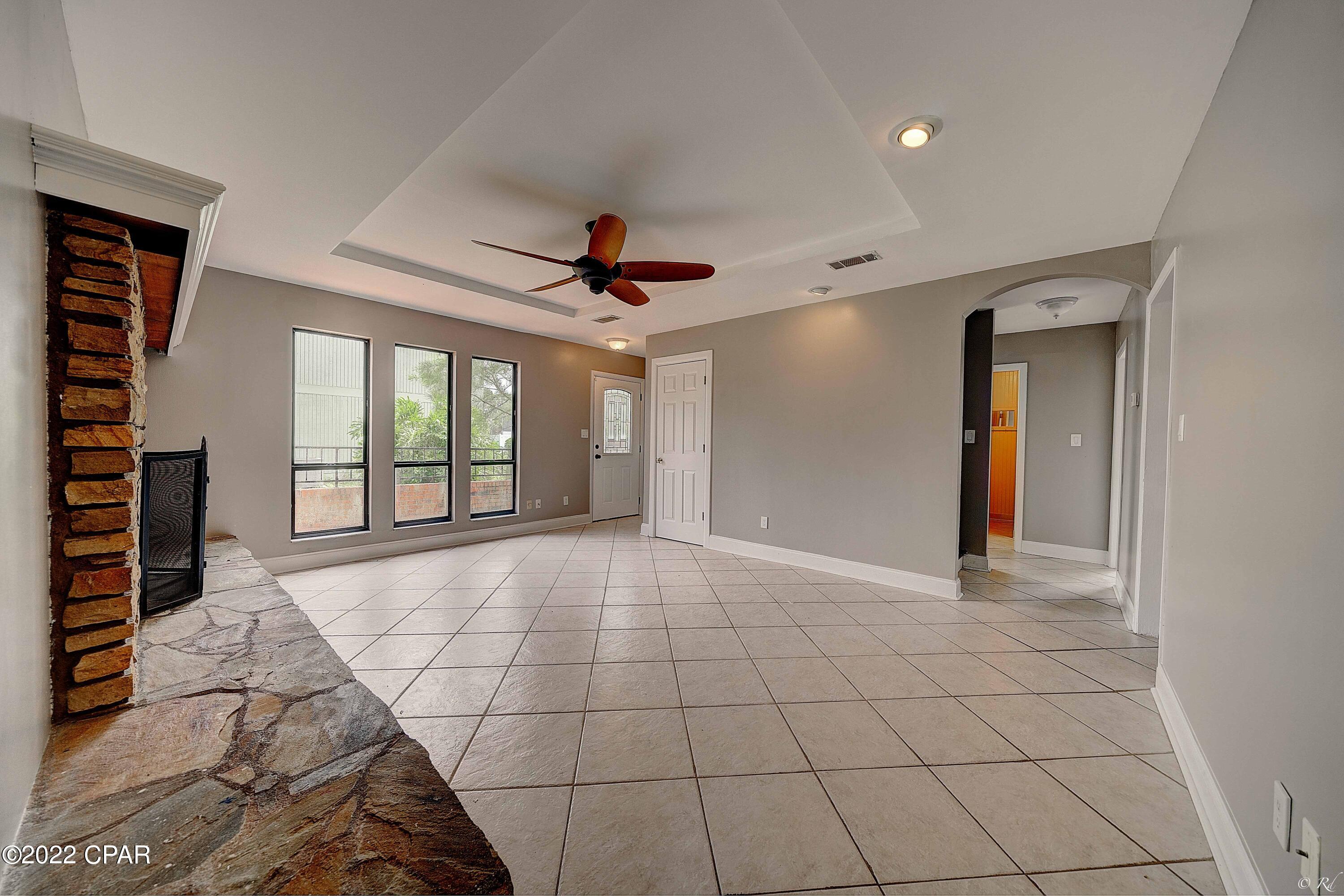 Grand Lagoon Banks - Residential