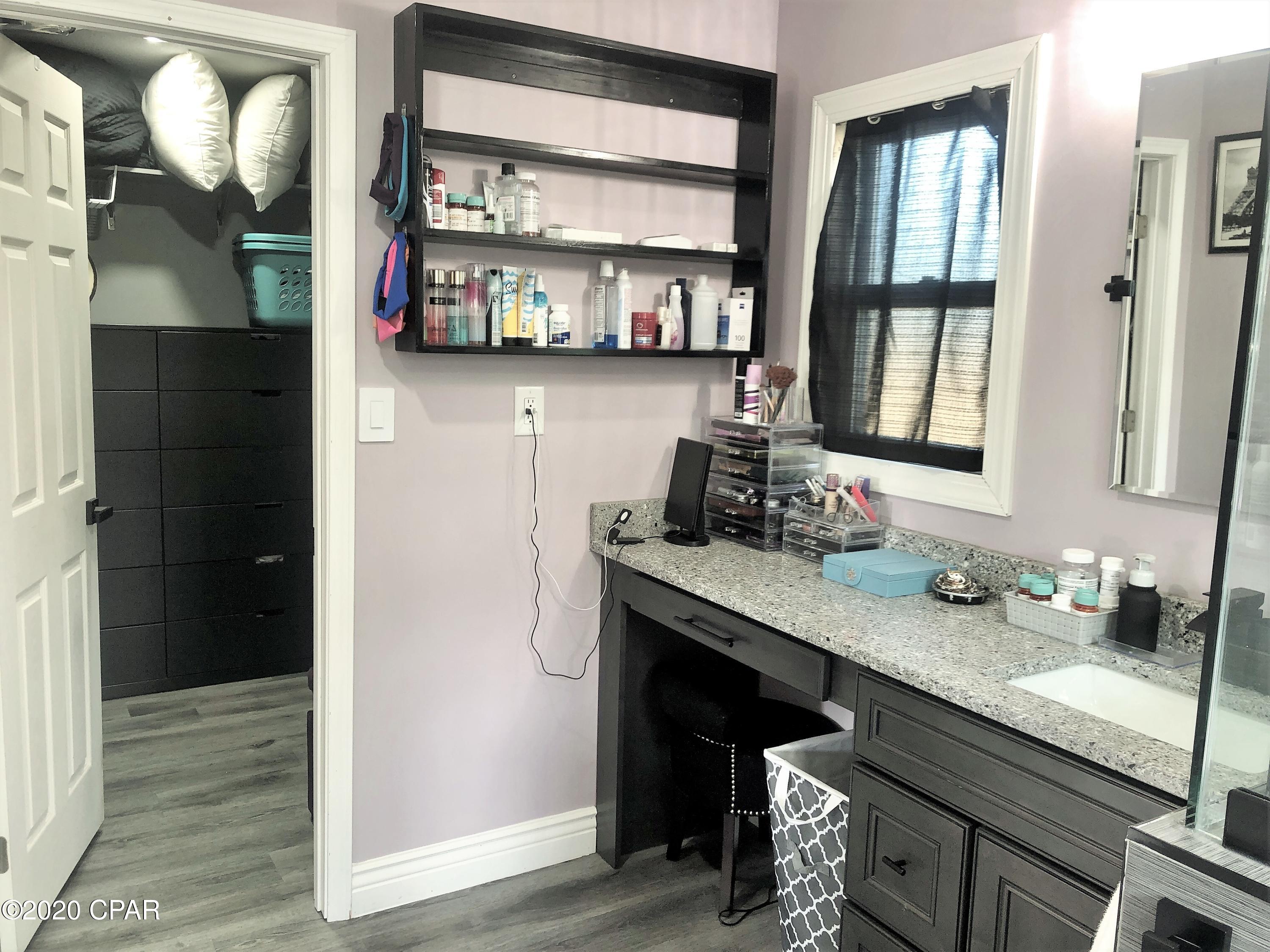 Hentz 1st Add Unit A - Residential