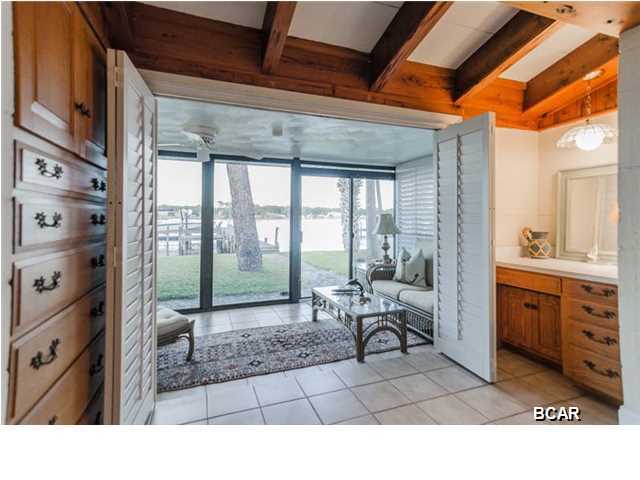 Biltmore Beach 1st Add - Residential