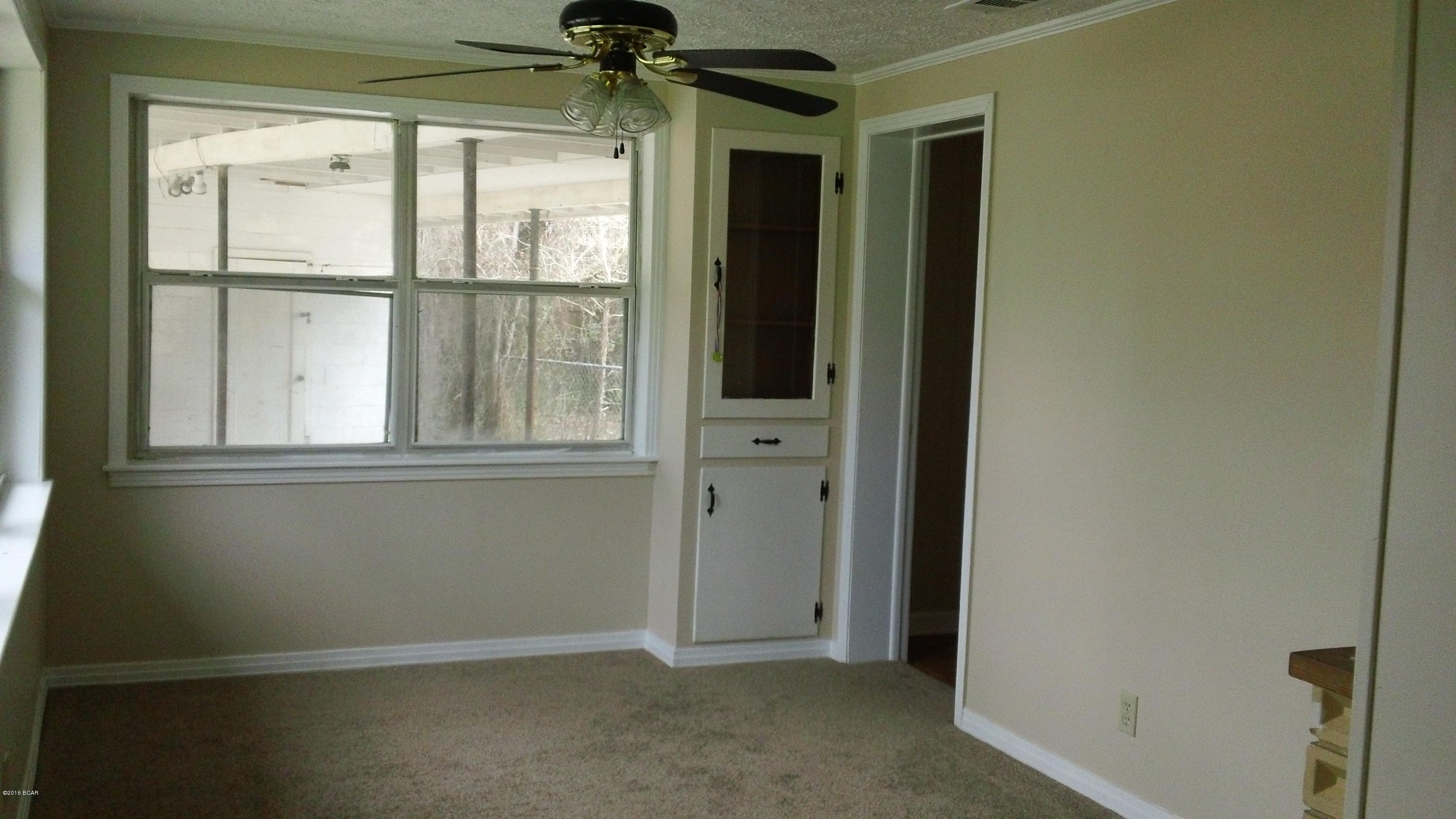 W H Parker - Residential Lease