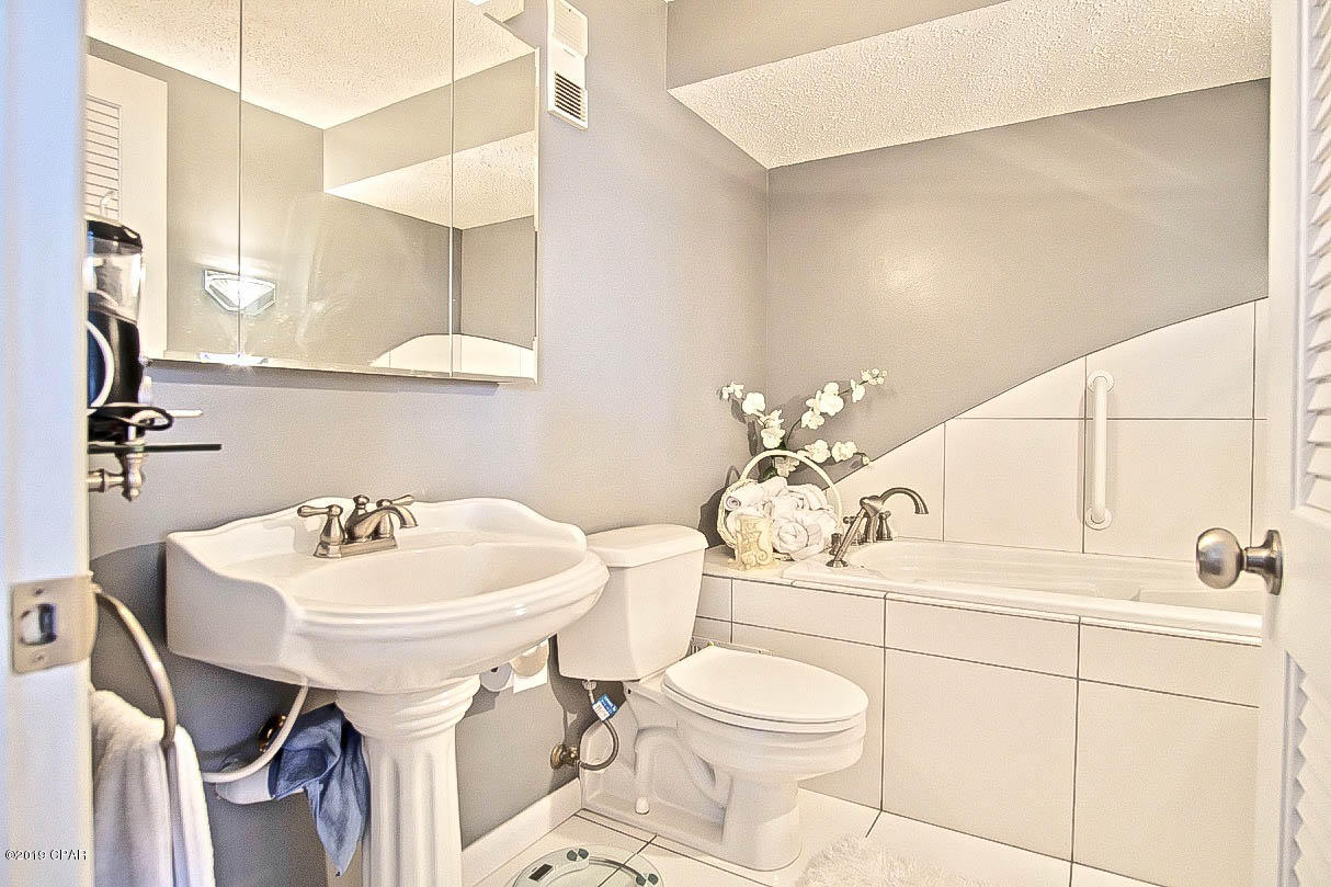 Regency Towers - Residential