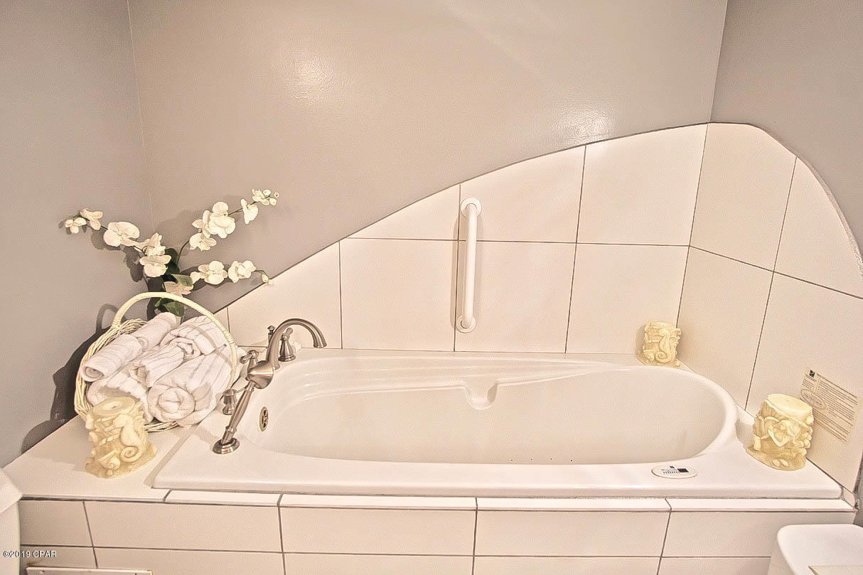 Regency Towers - Residential