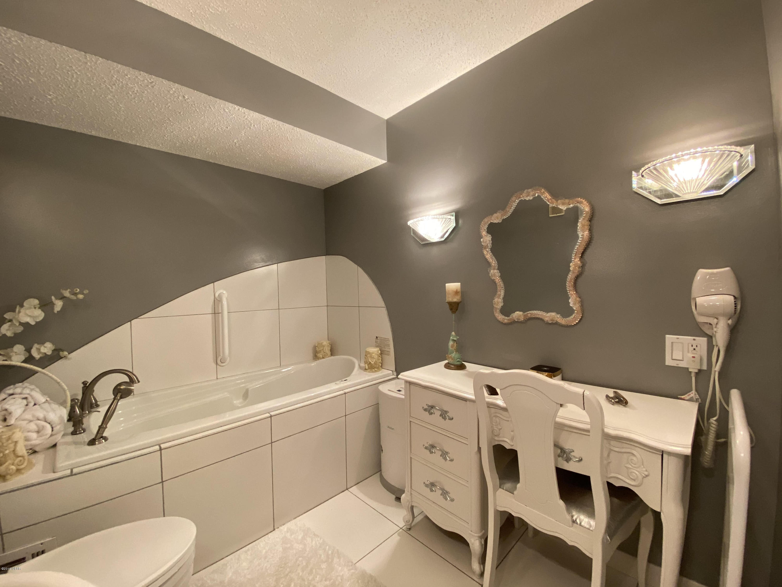 Regency Towers - Residential