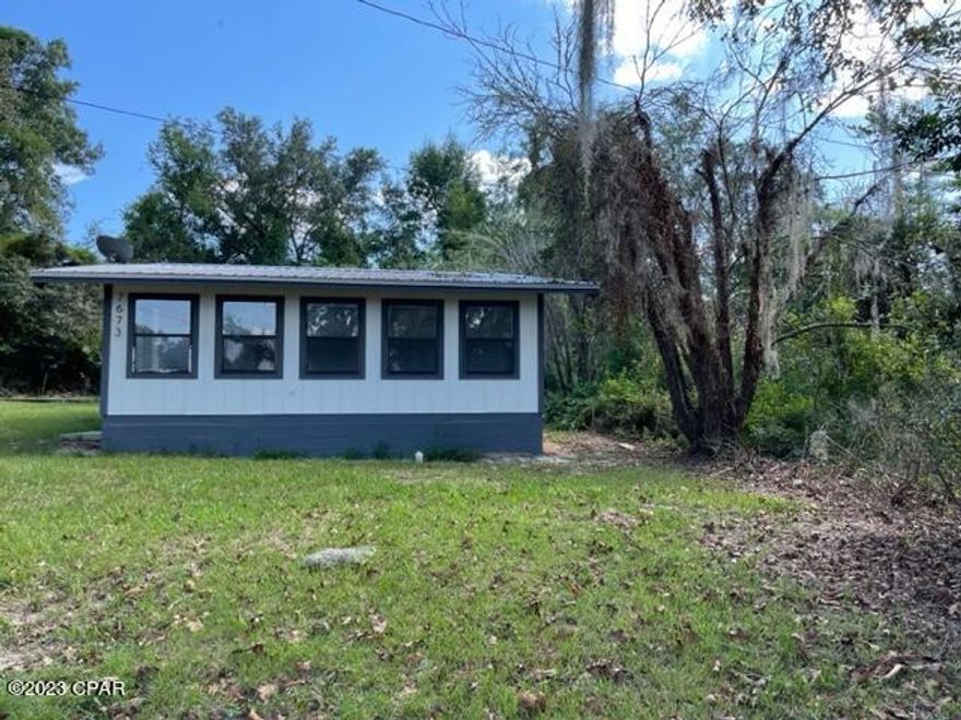 Check out this lovely lake house located on Lake Seminole in Sneads, Florida. Enjoy the quiet and carefree life style this property has to offer. This is a 2 bed/1bath remodeled home that would be perfect for anyone who likes fishing, boating or downsizing for a slower pace of life. Also great as a rental property or 2nd home. Howells Landing boat ramp is only 1 mile away with plenty of parking. Access to the Appalachicola River is a 15 minute drive. Tallahassee is a 45 minute drive to the east and Marianna is a 20 minute drive west. Easy access to I10.