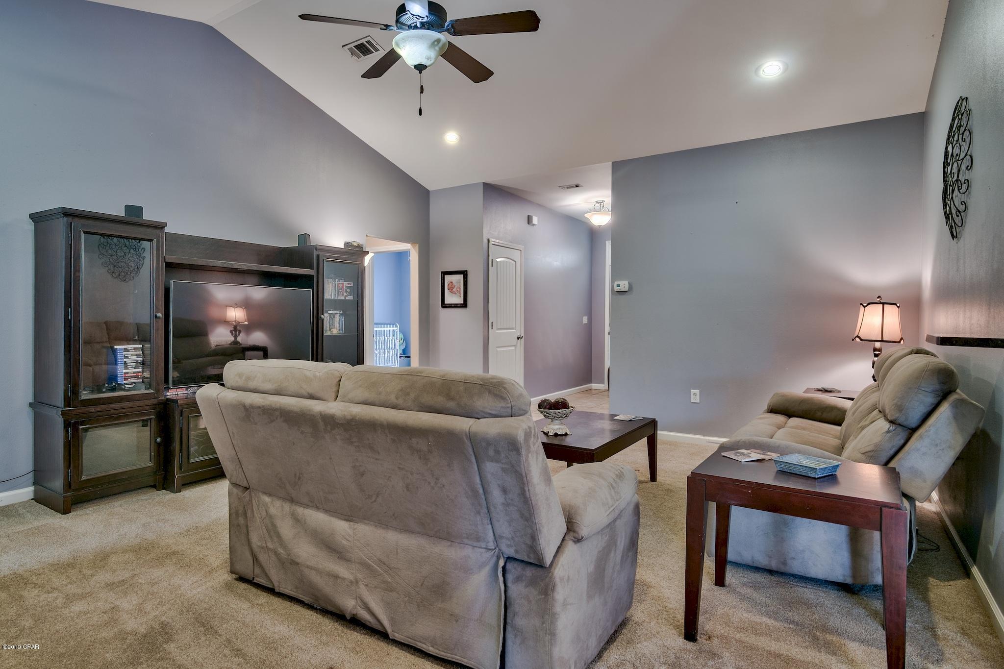 Valparaiso Pinecrest 6 - Residential