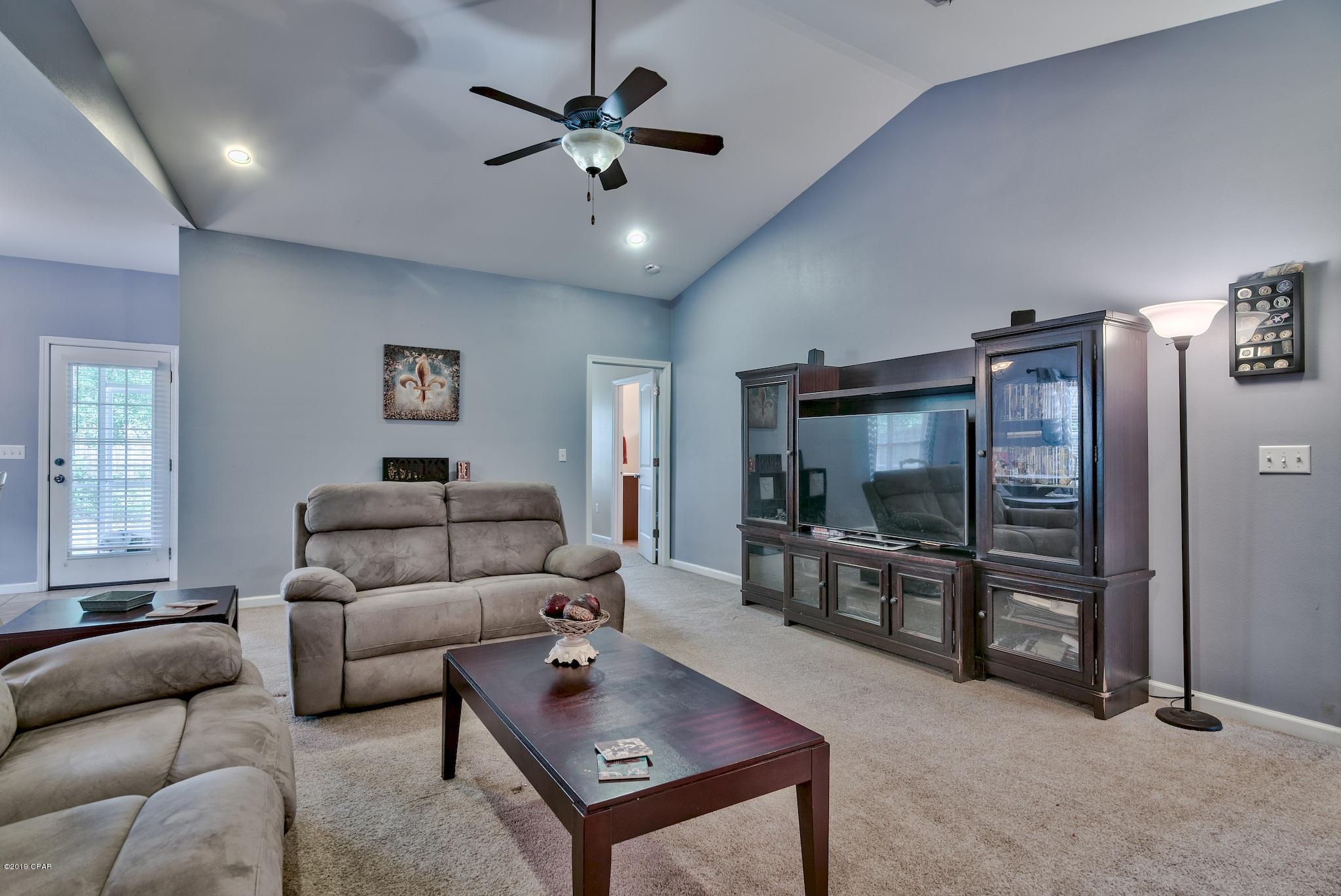 Valparaiso Pinecrest 6 - Residential