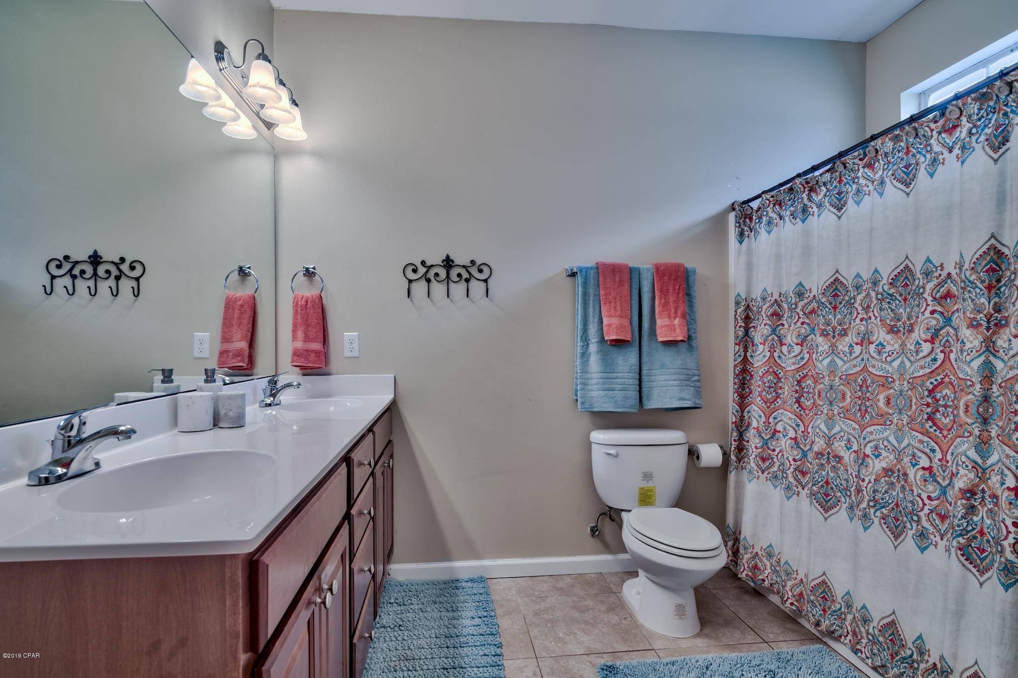 Valparaiso Pinecrest 6 - Residential