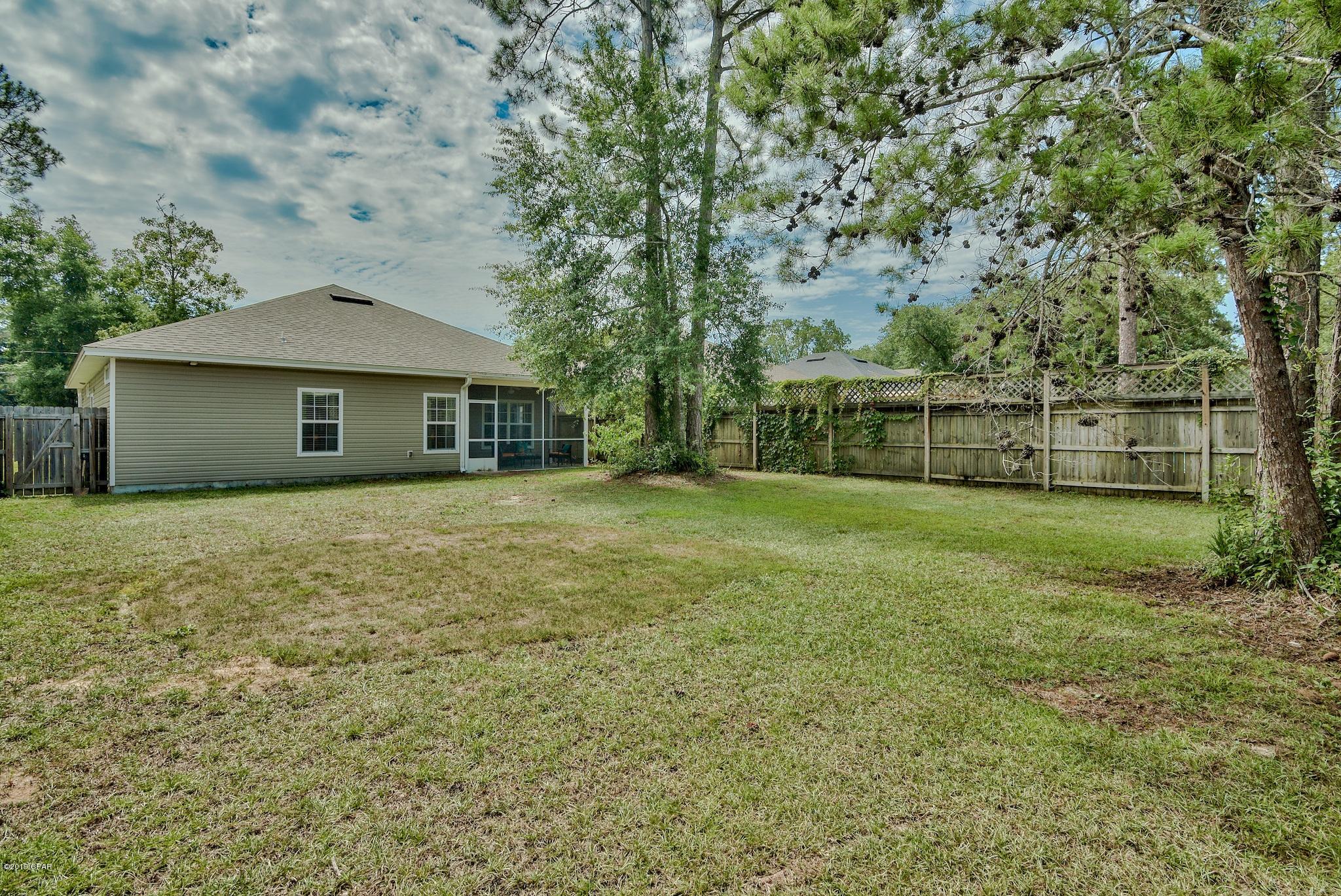 Valparaiso Pinecrest 6 - Residential