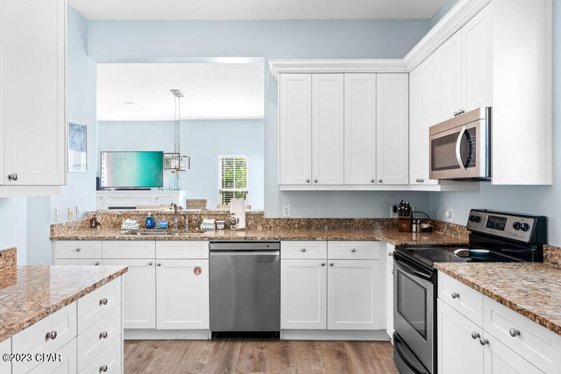 Panama City Beach, Florida 32407, United States, 3 Bedrooms Bedrooms, ,4 BathroomsBathrooms,Residential,Pending,35792