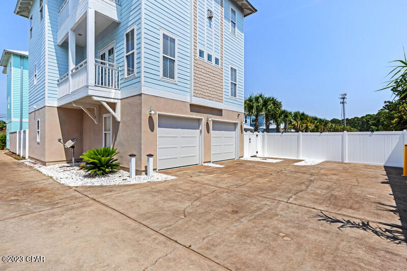 Panama City Beach, Florida 32407, United States, 3 Bedrooms Bedrooms, ,4 BathroomsBathrooms,Residential,Pending,35792