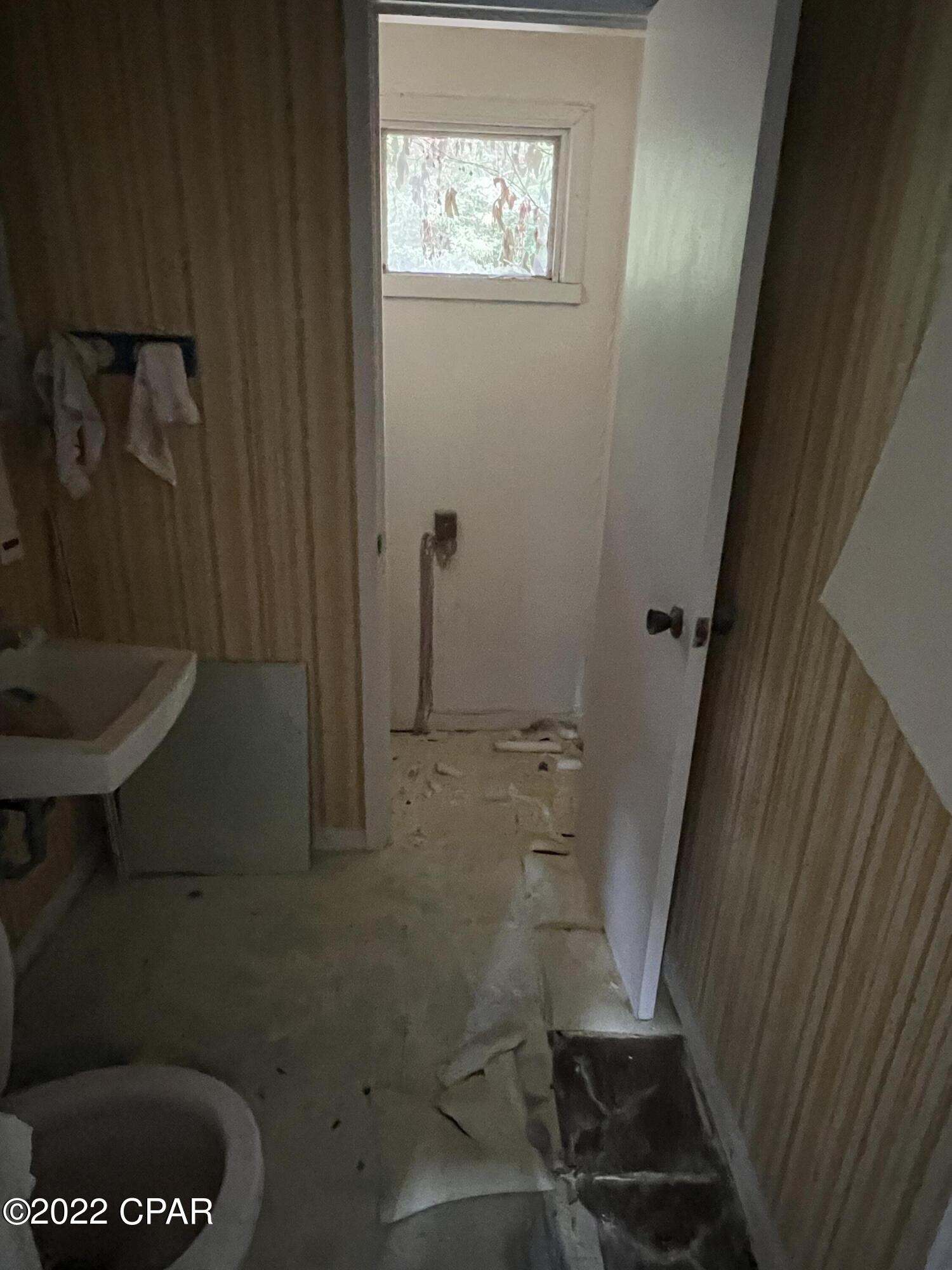 [No Recorded Subdiv] - Commercial Sale