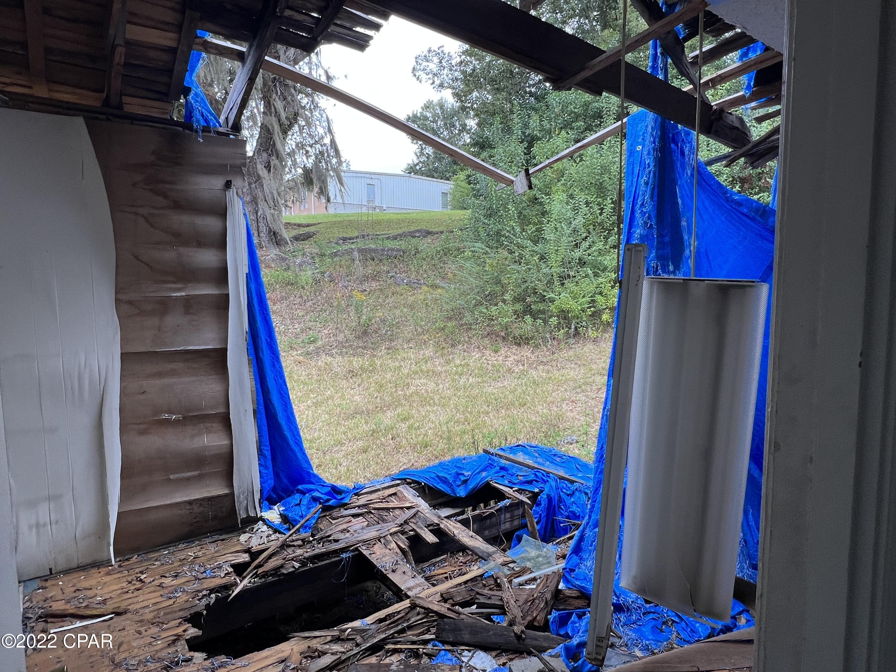 [No Recorded Subdiv] - Commercial Sale