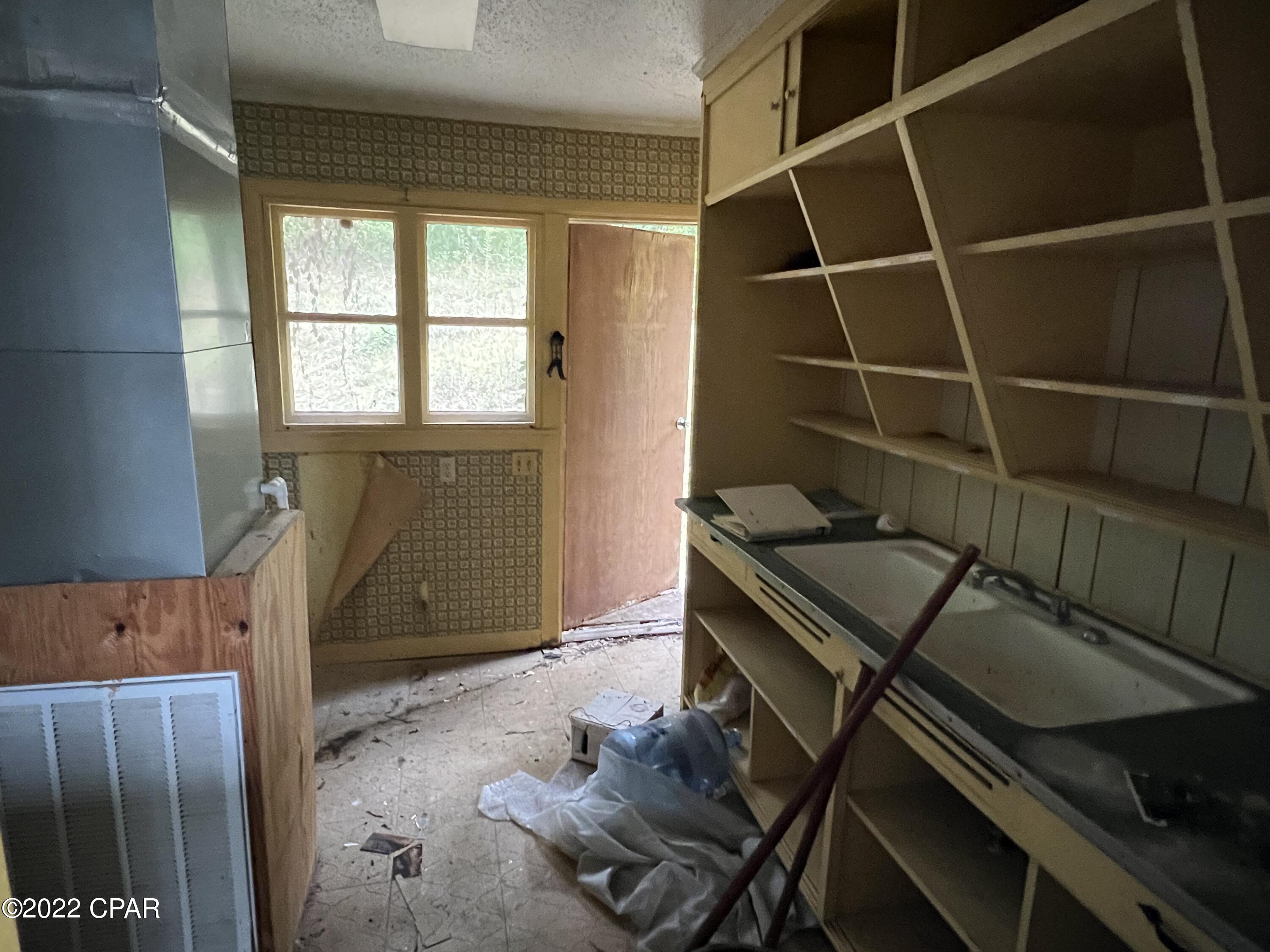 [No Recorded Subdiv] - Commercial Sale