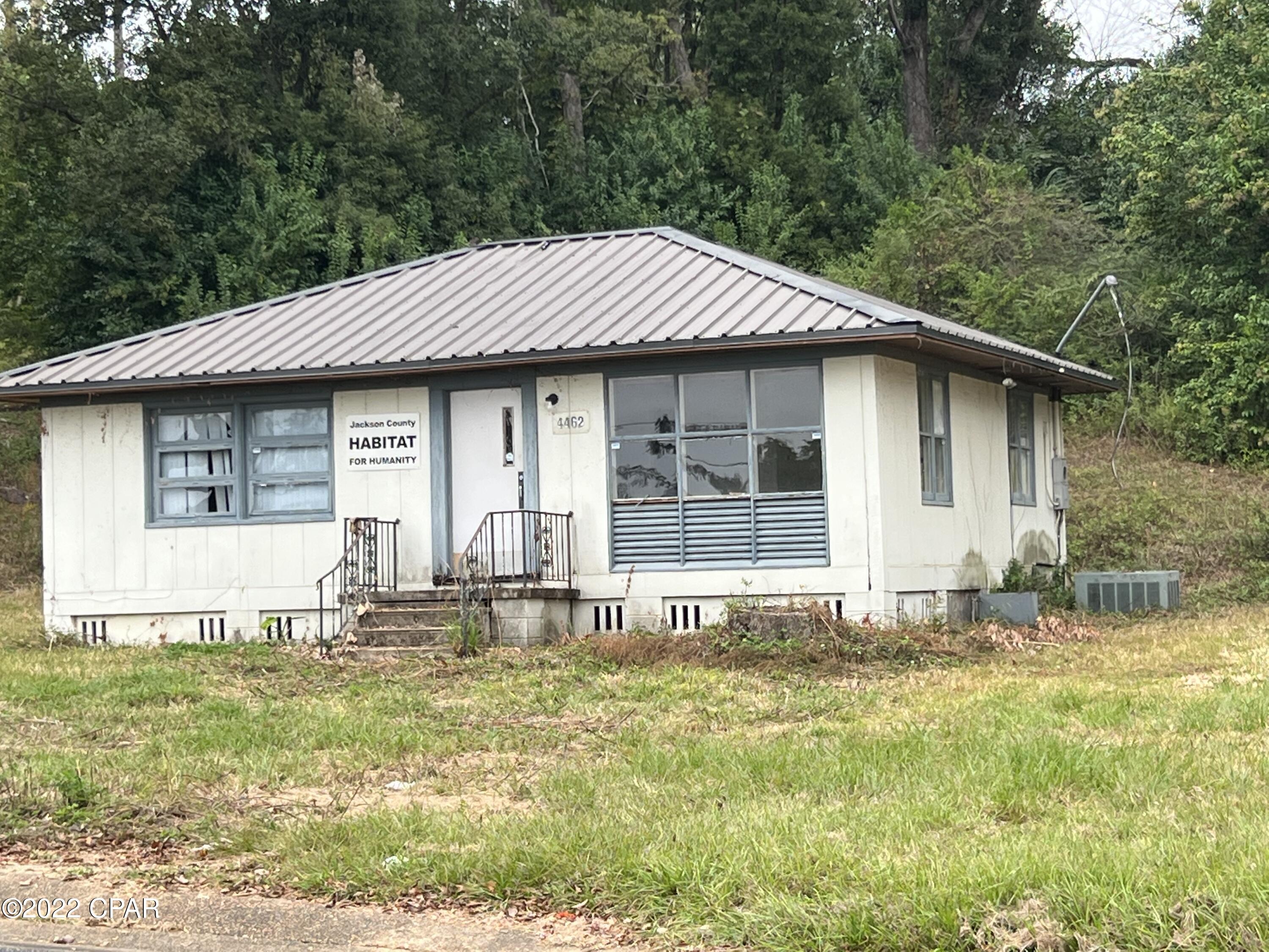 [No Recorded Subdiv] - Commercial Sale