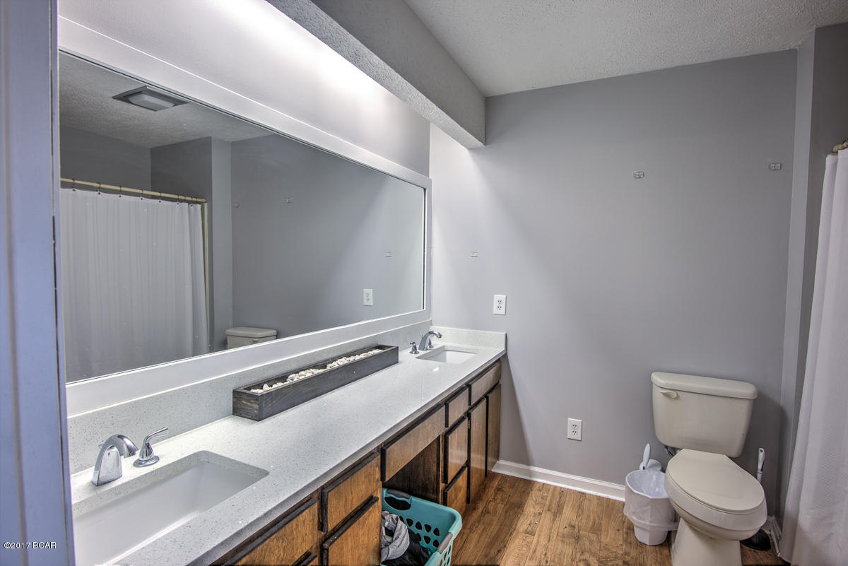 Continental Oaks - Residential