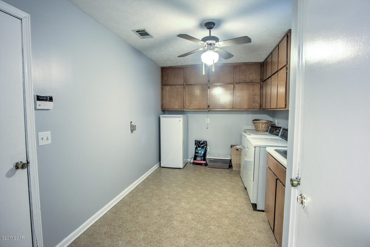 Continental Oaks - Residential