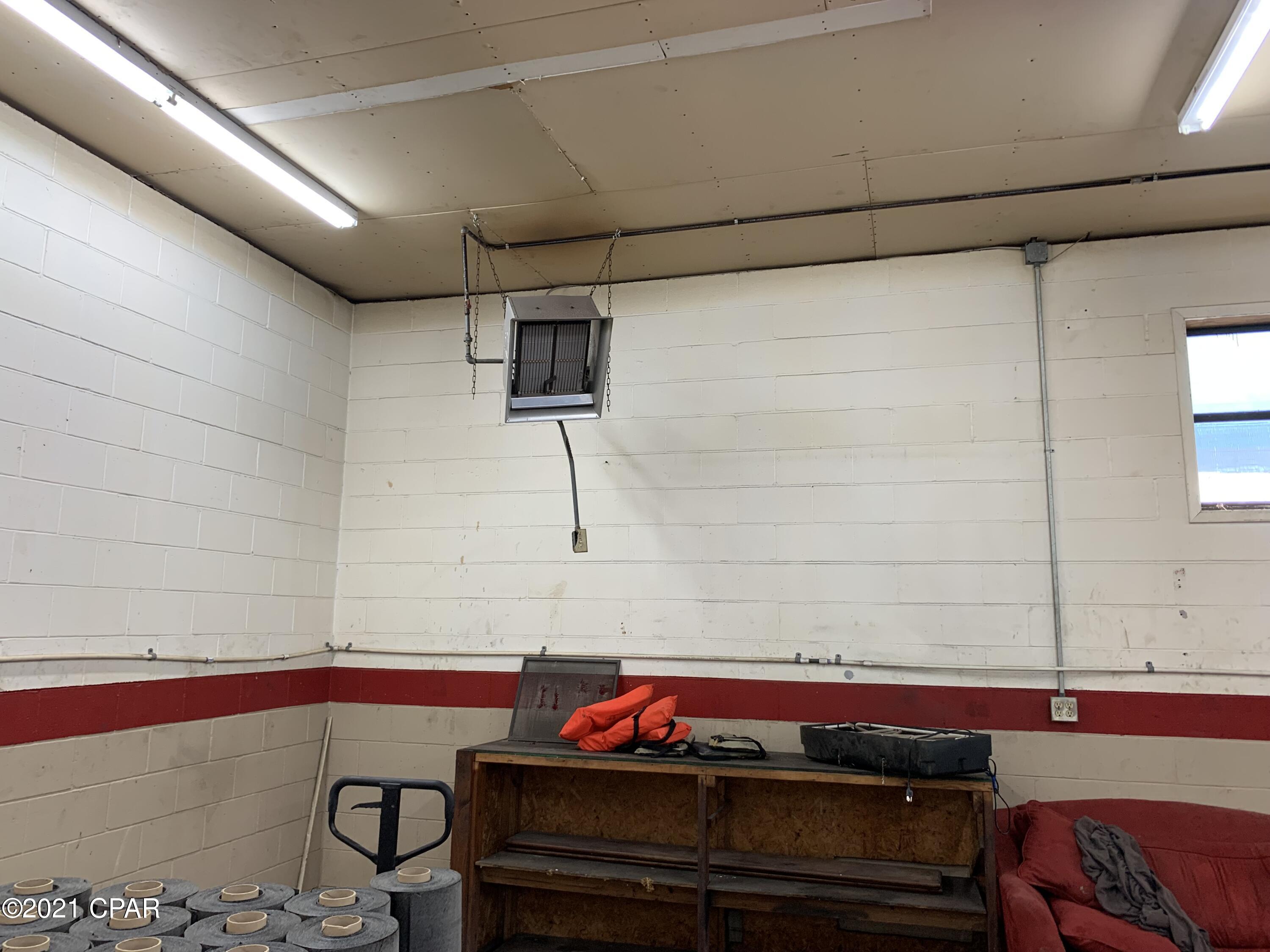 Bel Air - Commercial Sale