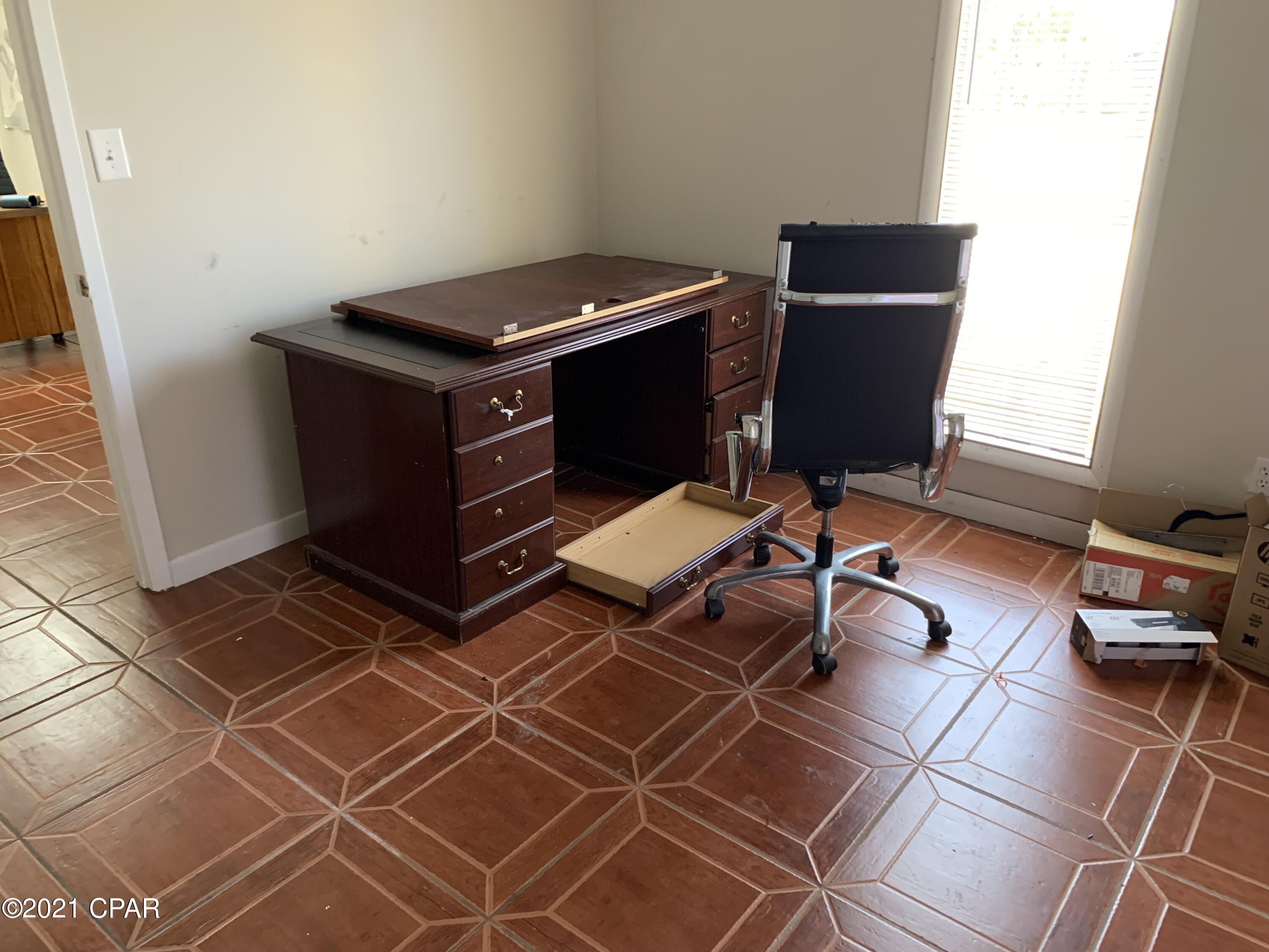 Bel Air - Commercial Sale