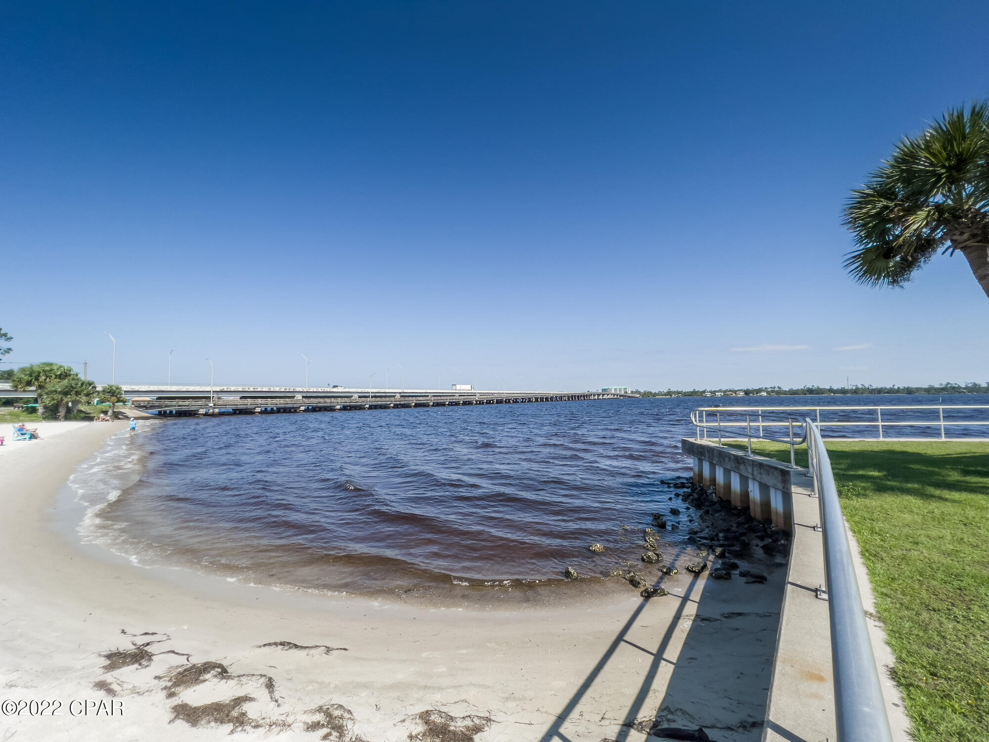 Bay Park Manor - Residential