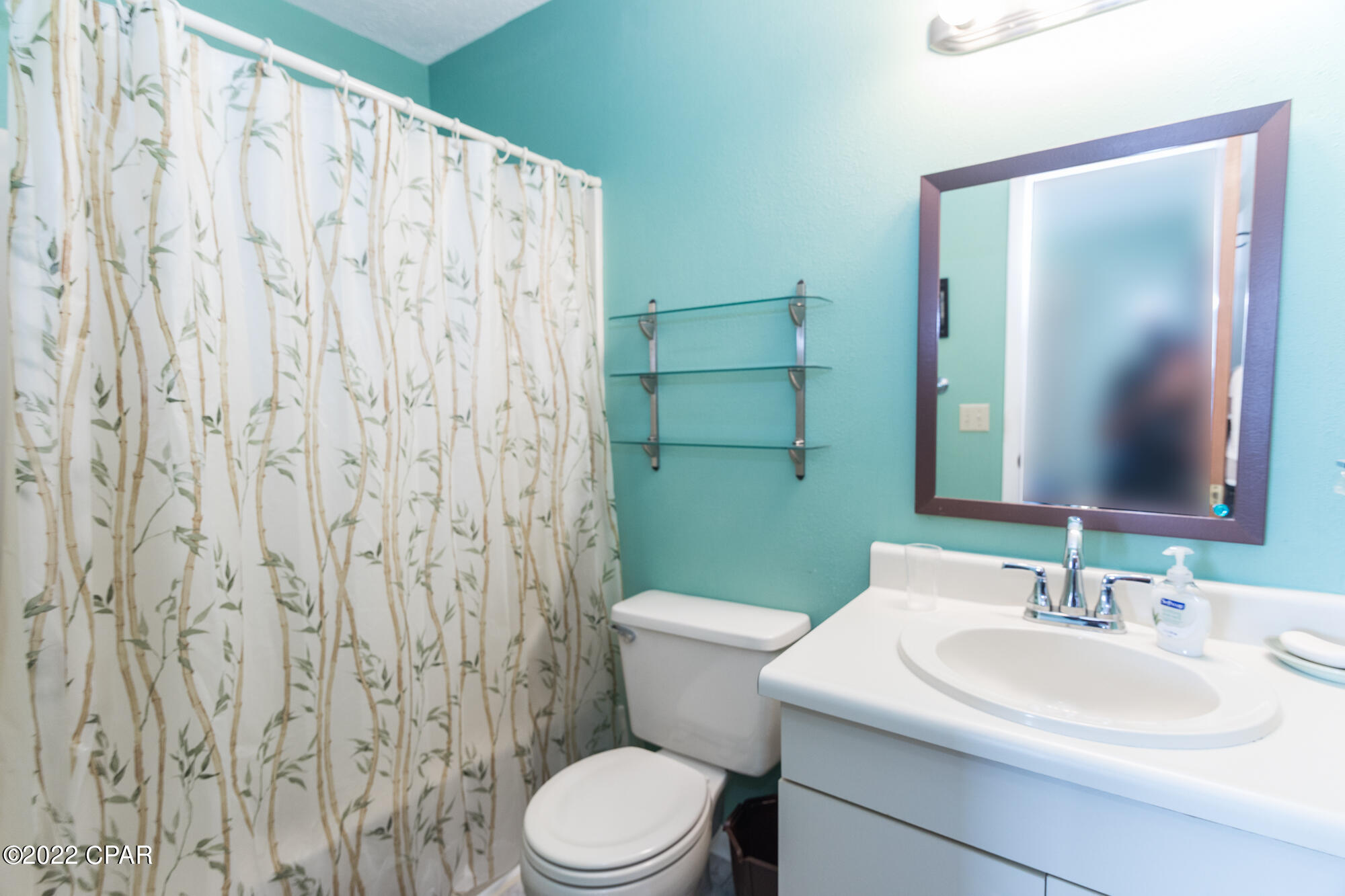 Bay Park Manor - Residential