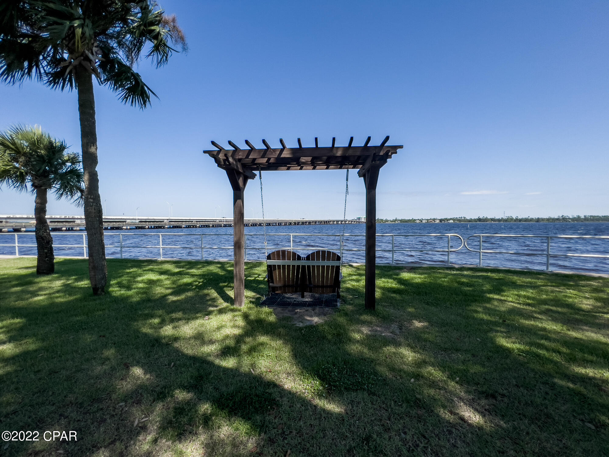 Bay Park Manor - Residential