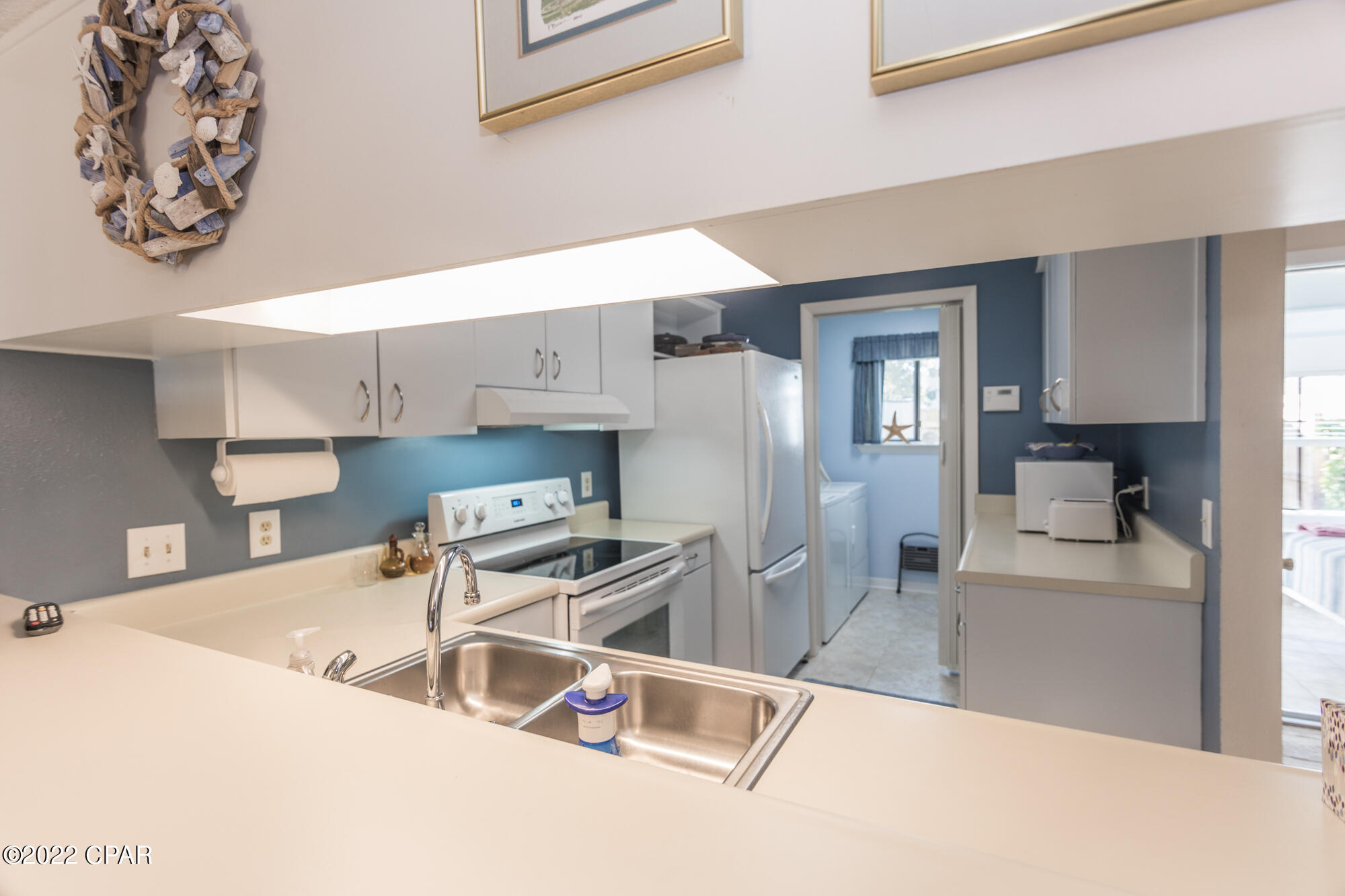 Bay Park Manor - Residential