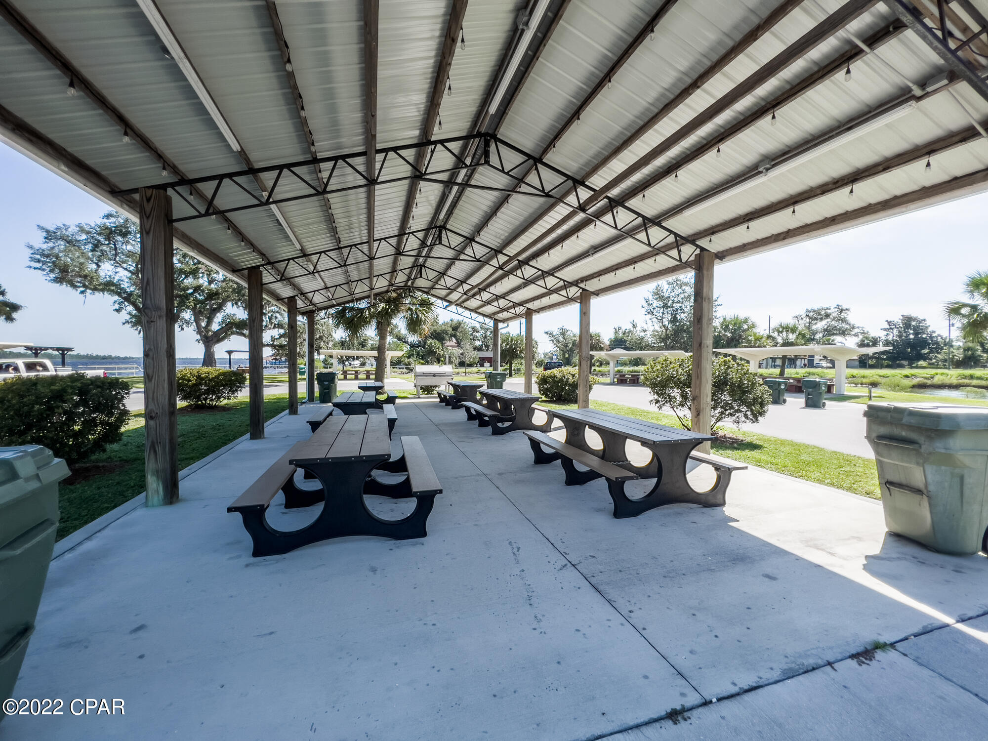 Bay Park Manor - Residential