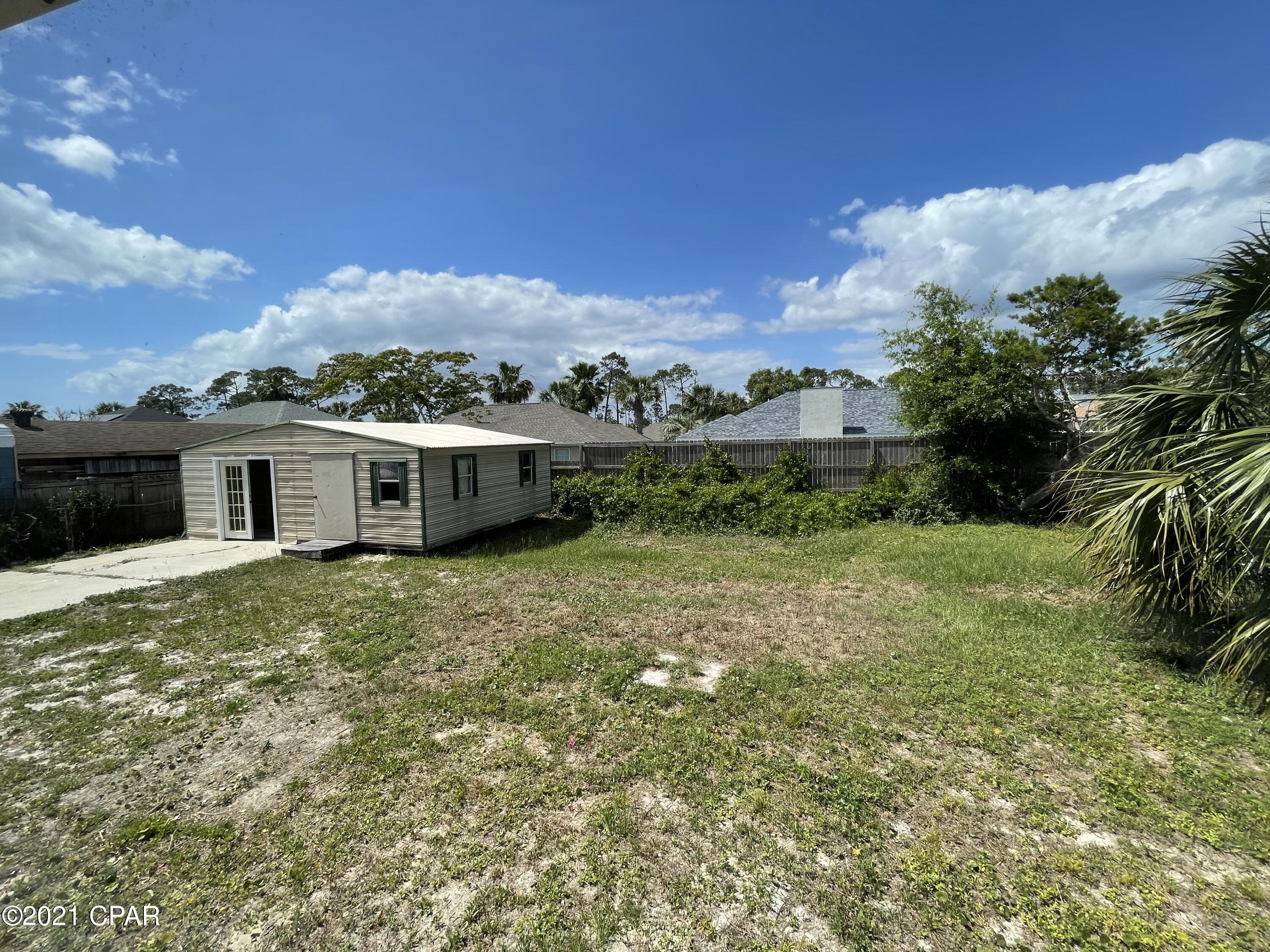North Lagoon Oaks - Residential