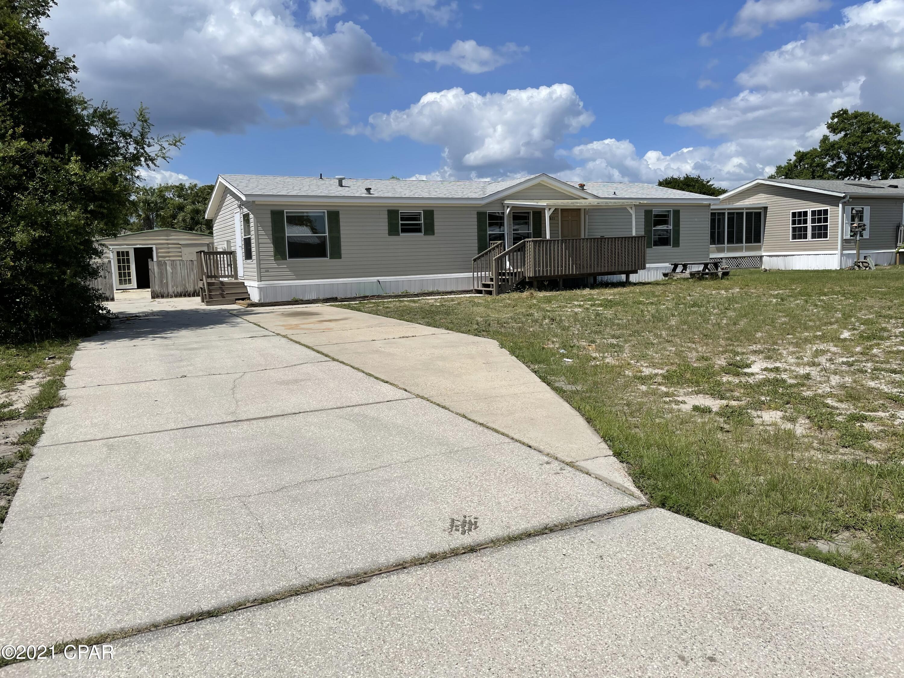 North Lagoon Oaks - Residential