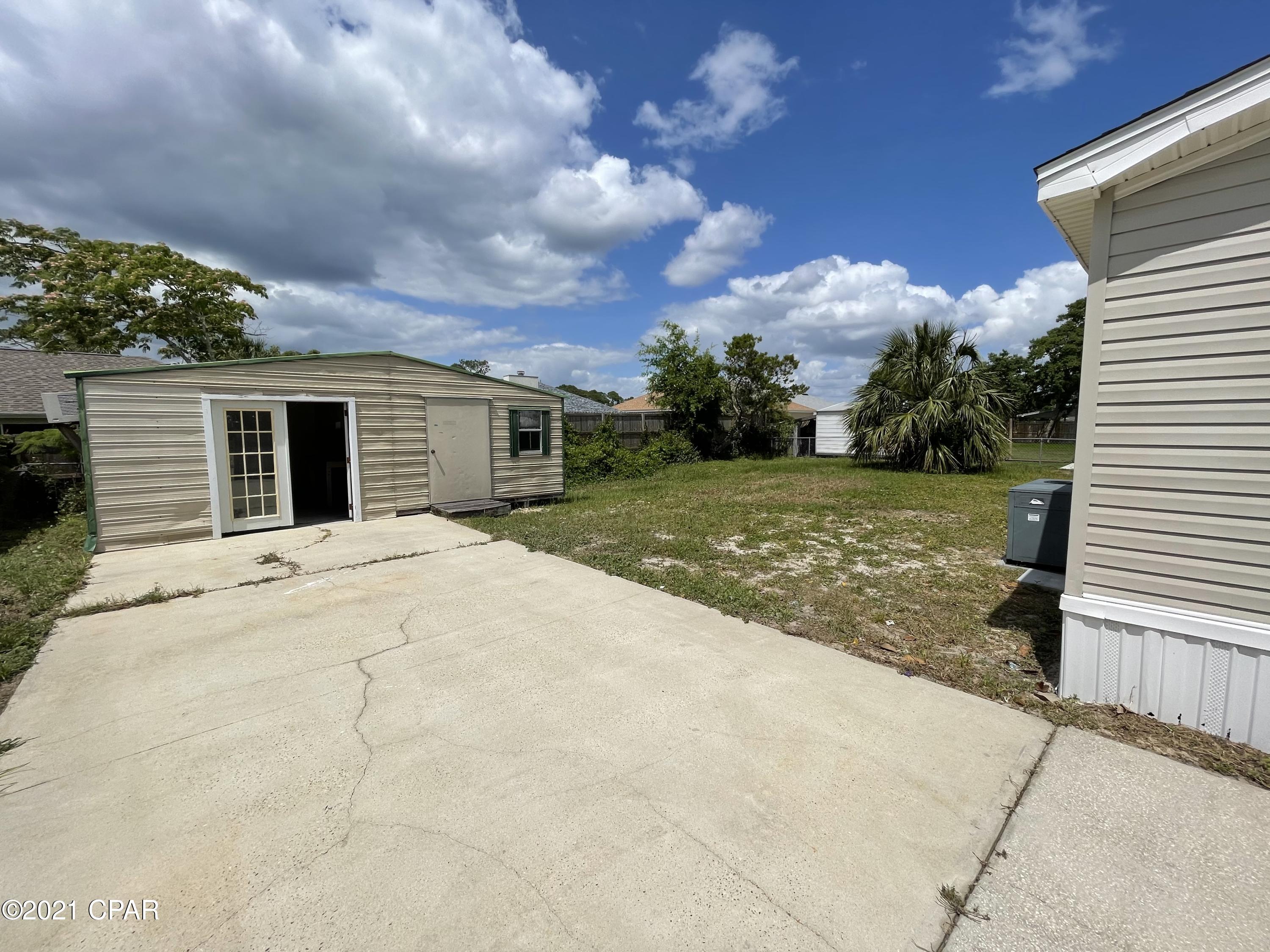 North Lagoon Oaks - Residential