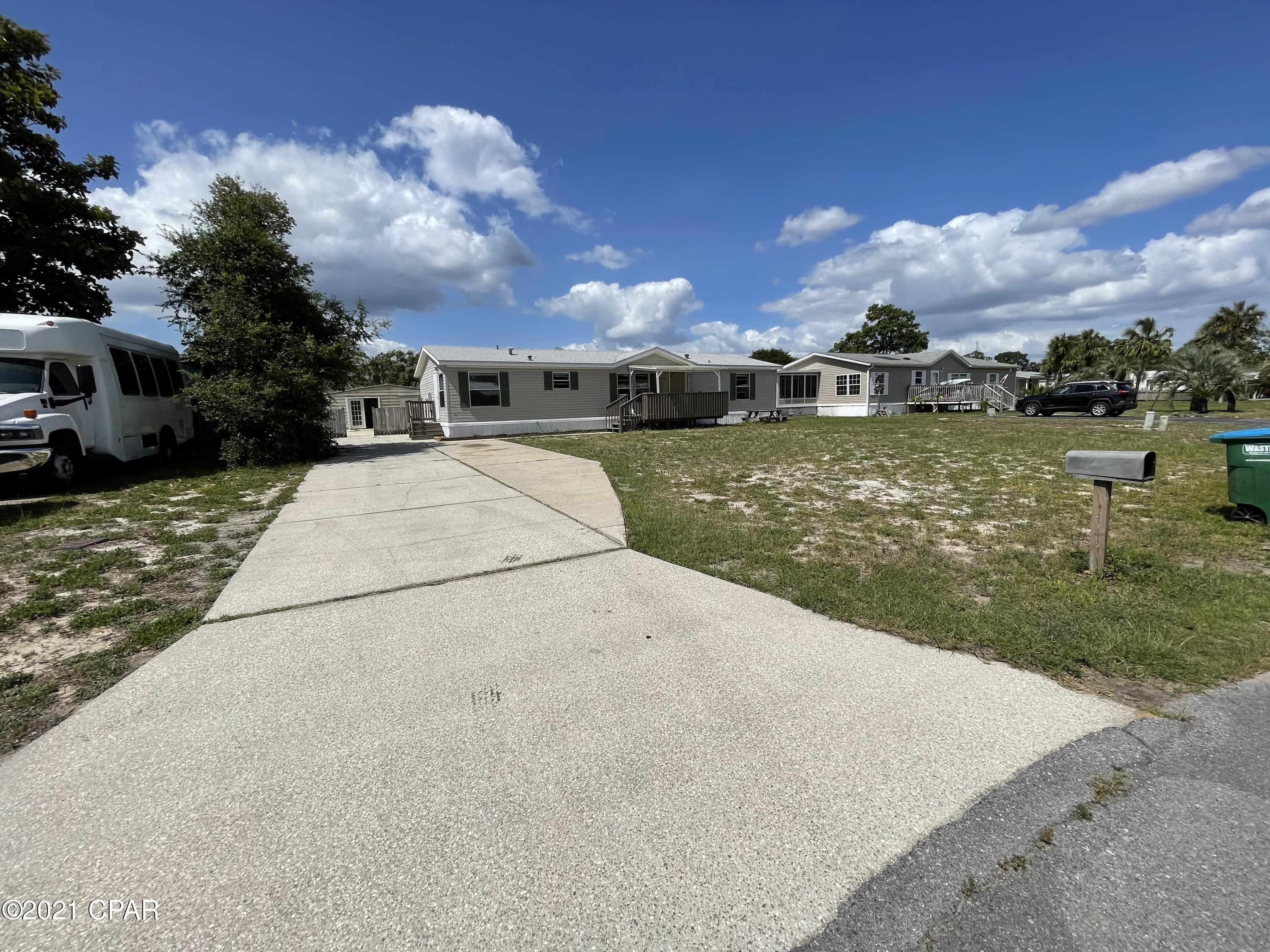 North Lagoon Oaks - Residential