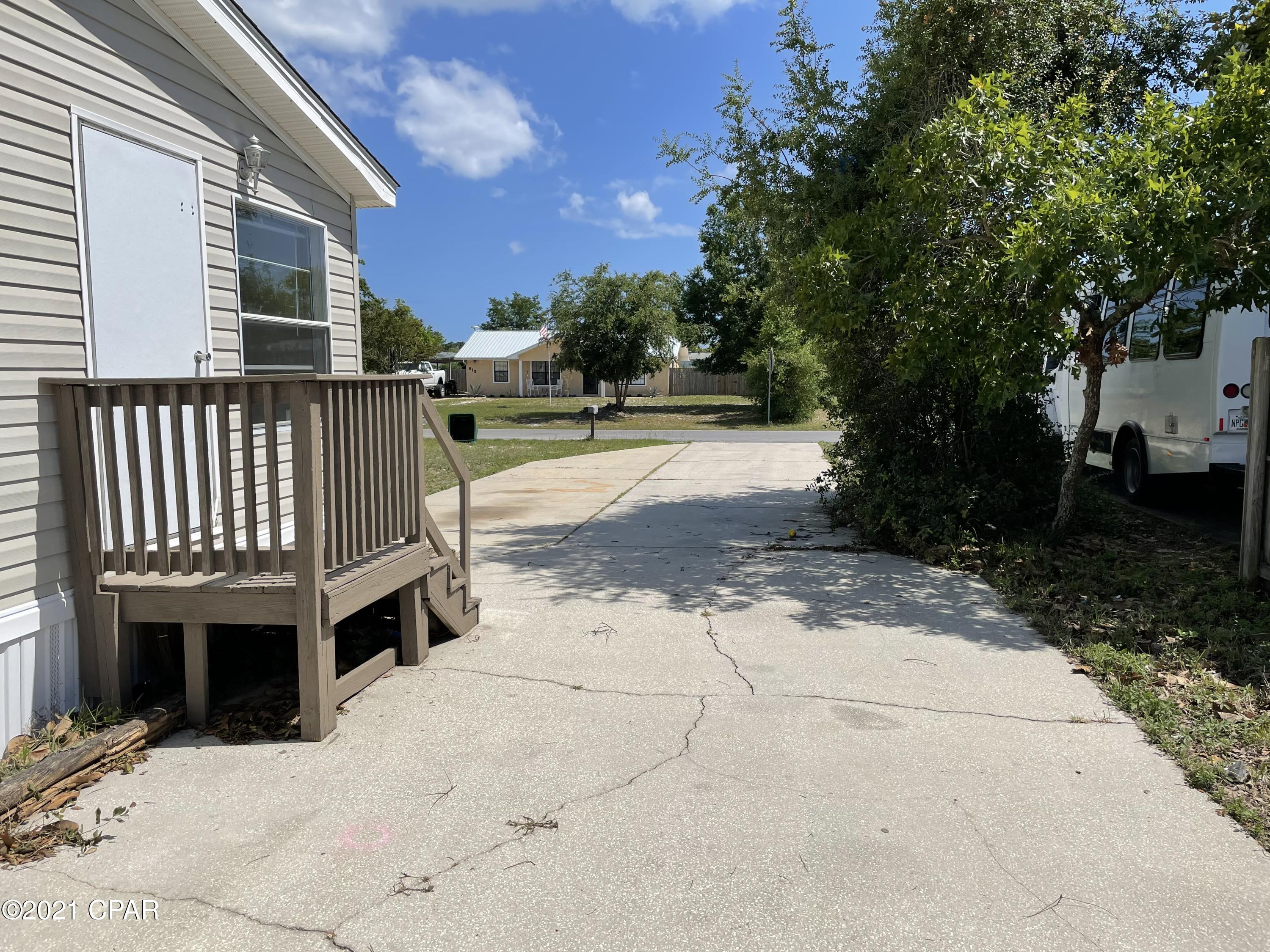 North Lagoon Oaks - Residential