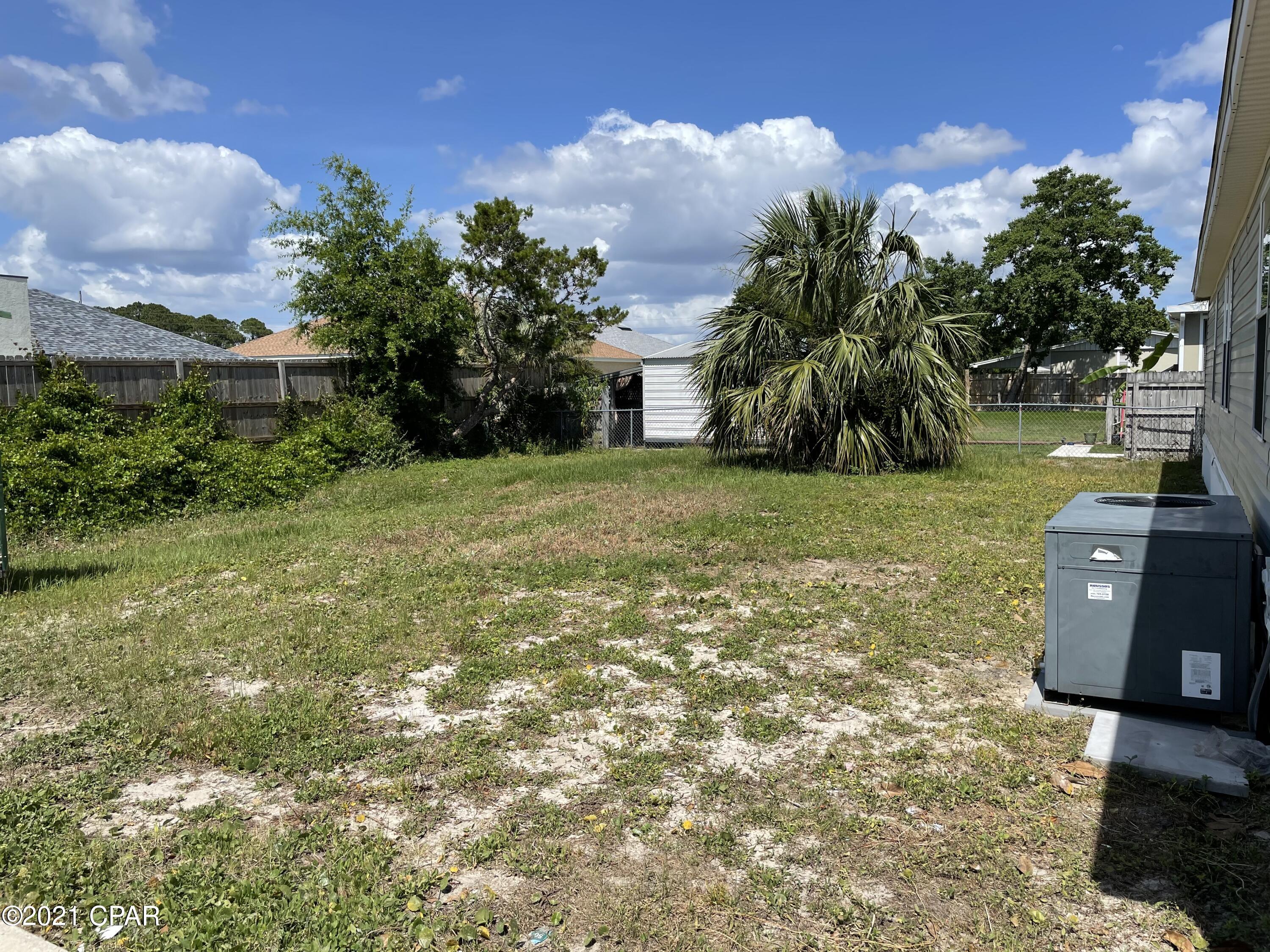 North Lagoon Oaks - Residential